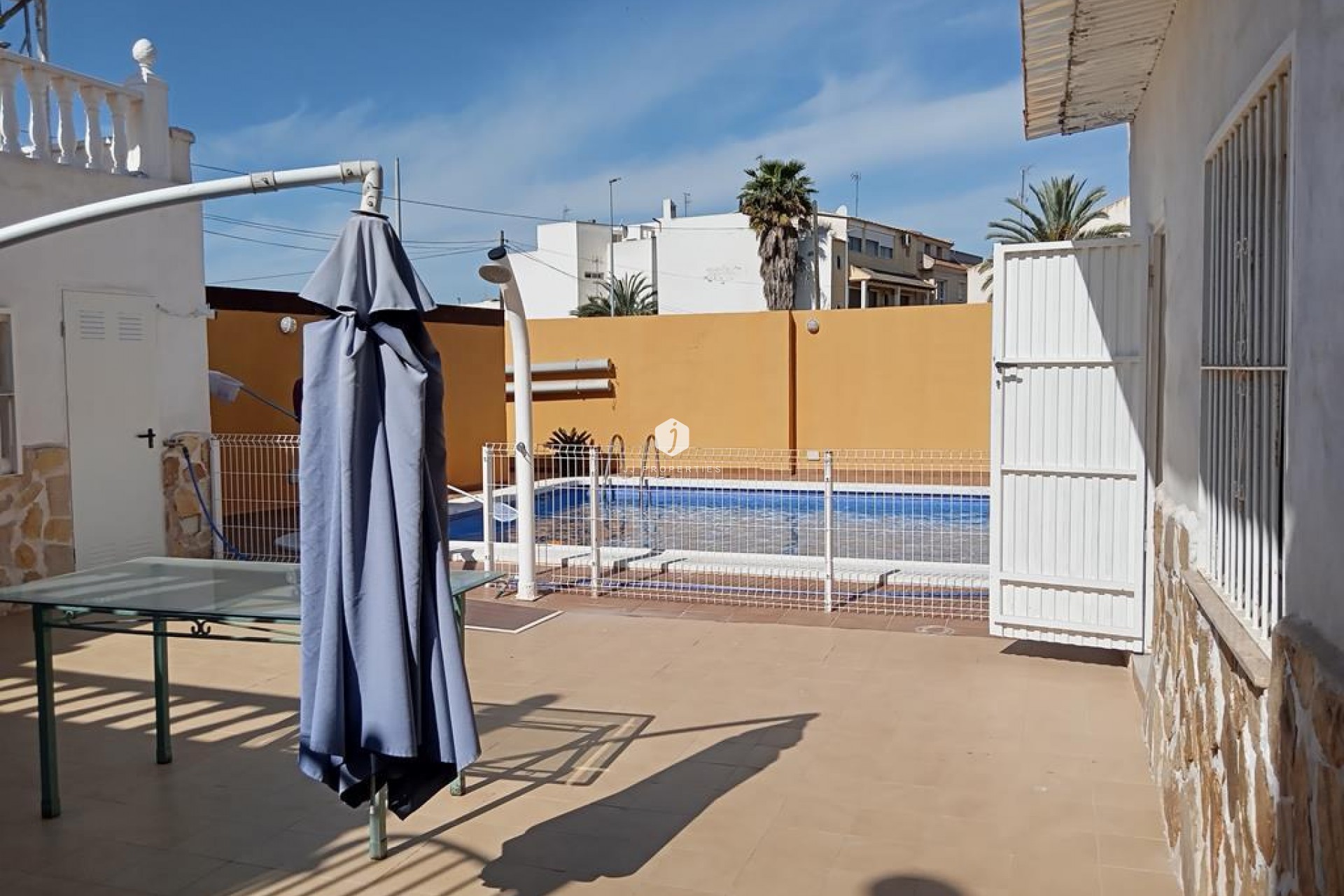 Tweedehands - Chalet -
Los Montesinos - PUEBLO CENTRO