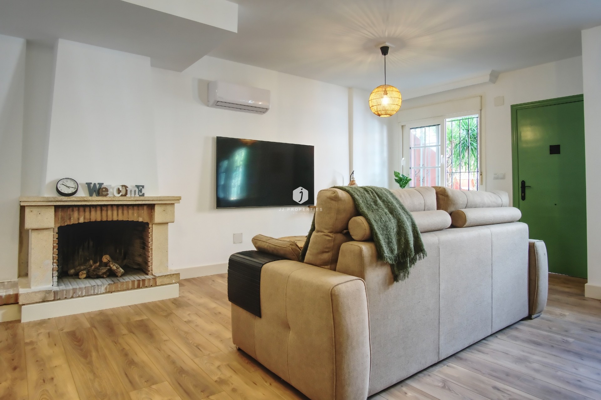 Tweedehands - Chalet -
Orihuela Costa - Costa Blanca