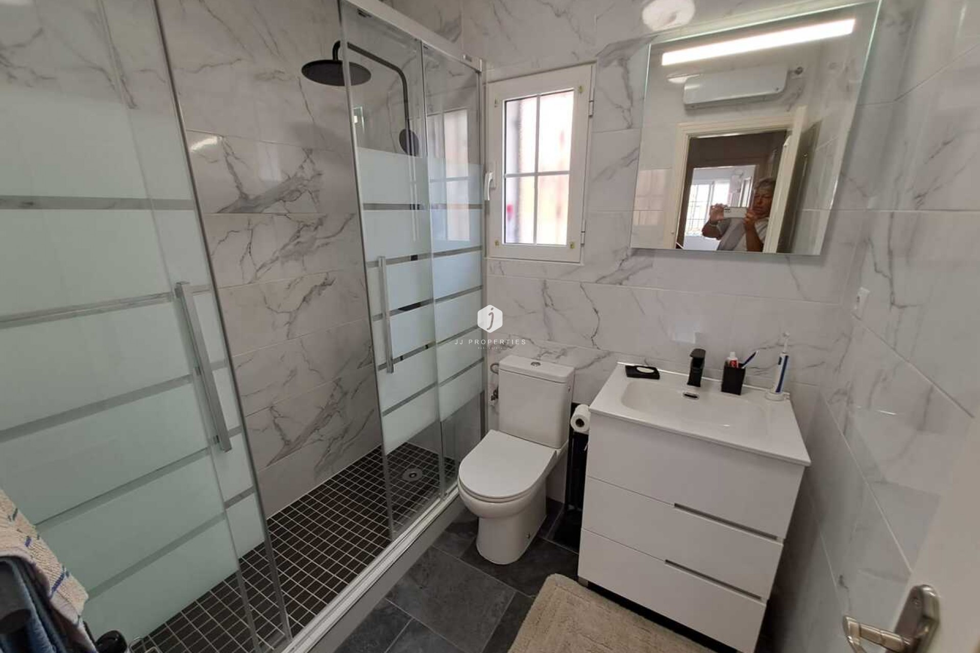 Tweedehands - Chalet -
Orihuela Costa - Costa Blanca