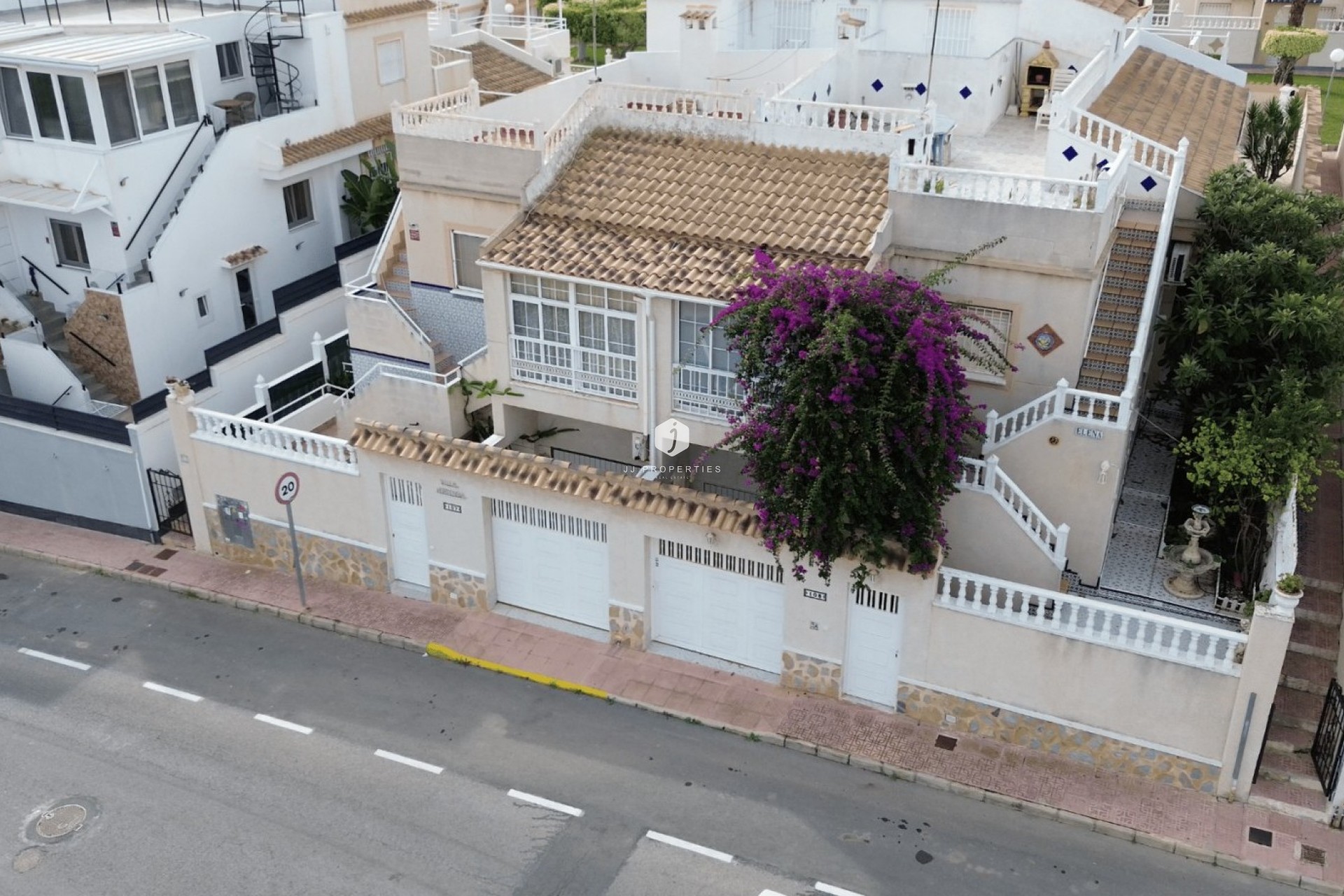 Tweedehands - Chalet -
Orihuela Costa - Costa Blanca