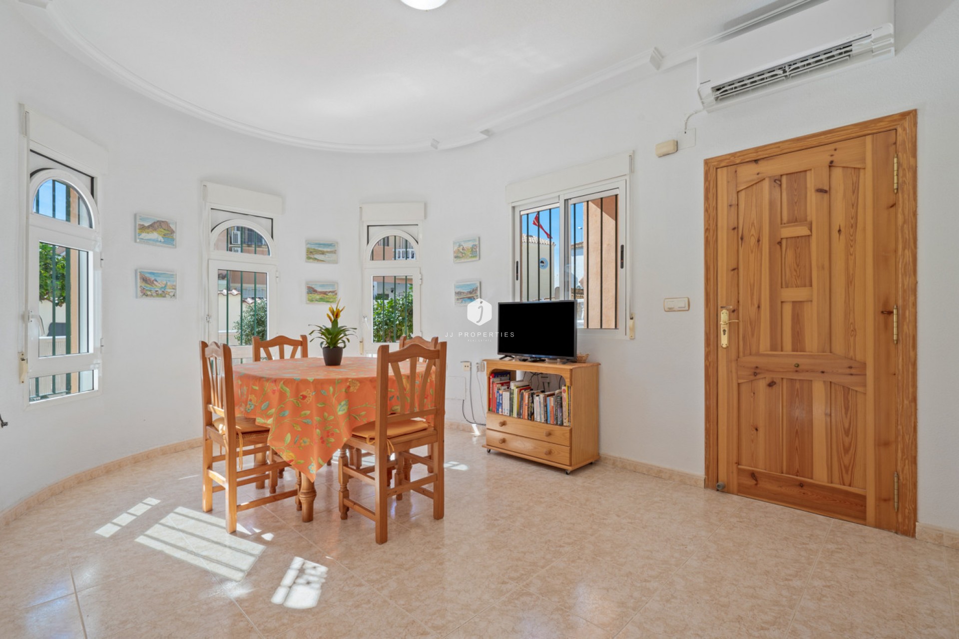 Tweedehands - Chalet -
Orihuela Costa - Costa Blanca