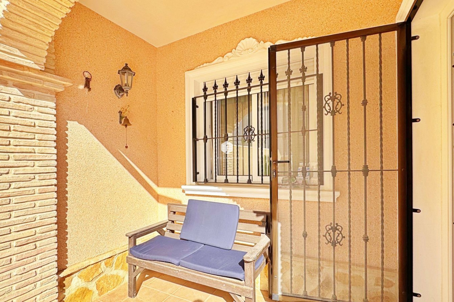 Tweedehands - Chalet -
Orihuela Costa - Costa Blanca