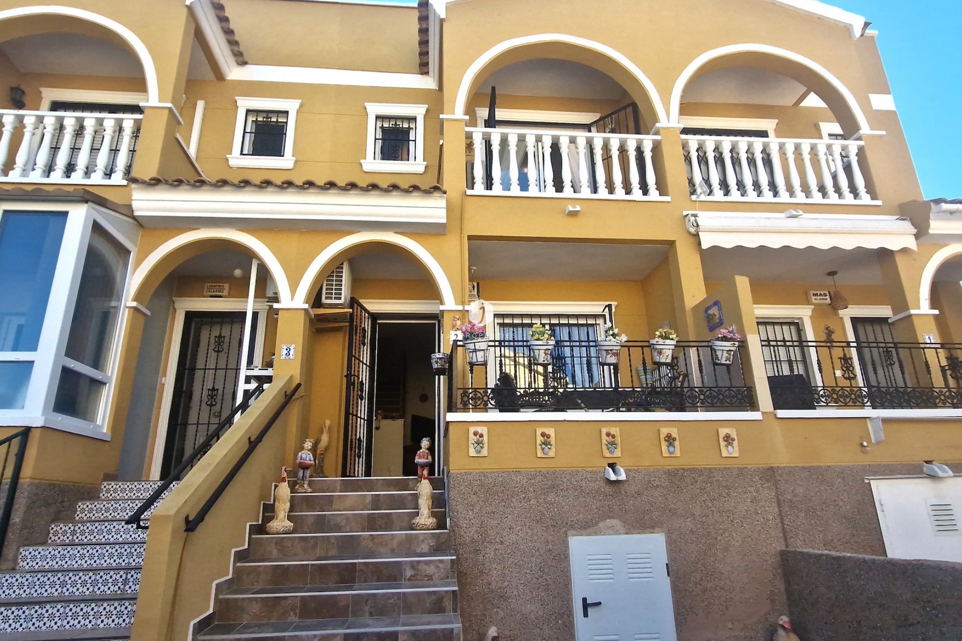 Tweedehands - Chalet -
Orihuela Costa - Costa Blanca