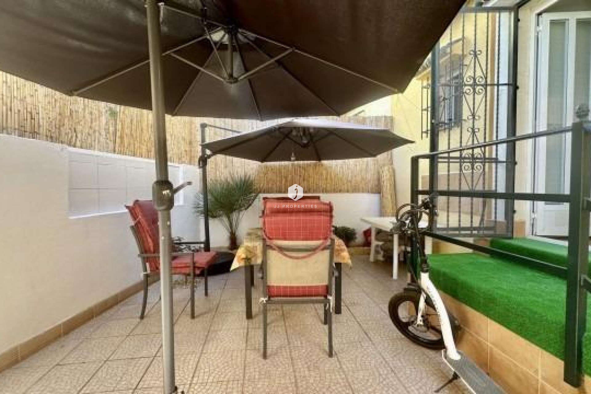 Tweedehands - Chalet -
Orihuela Costa - Costa Blanca