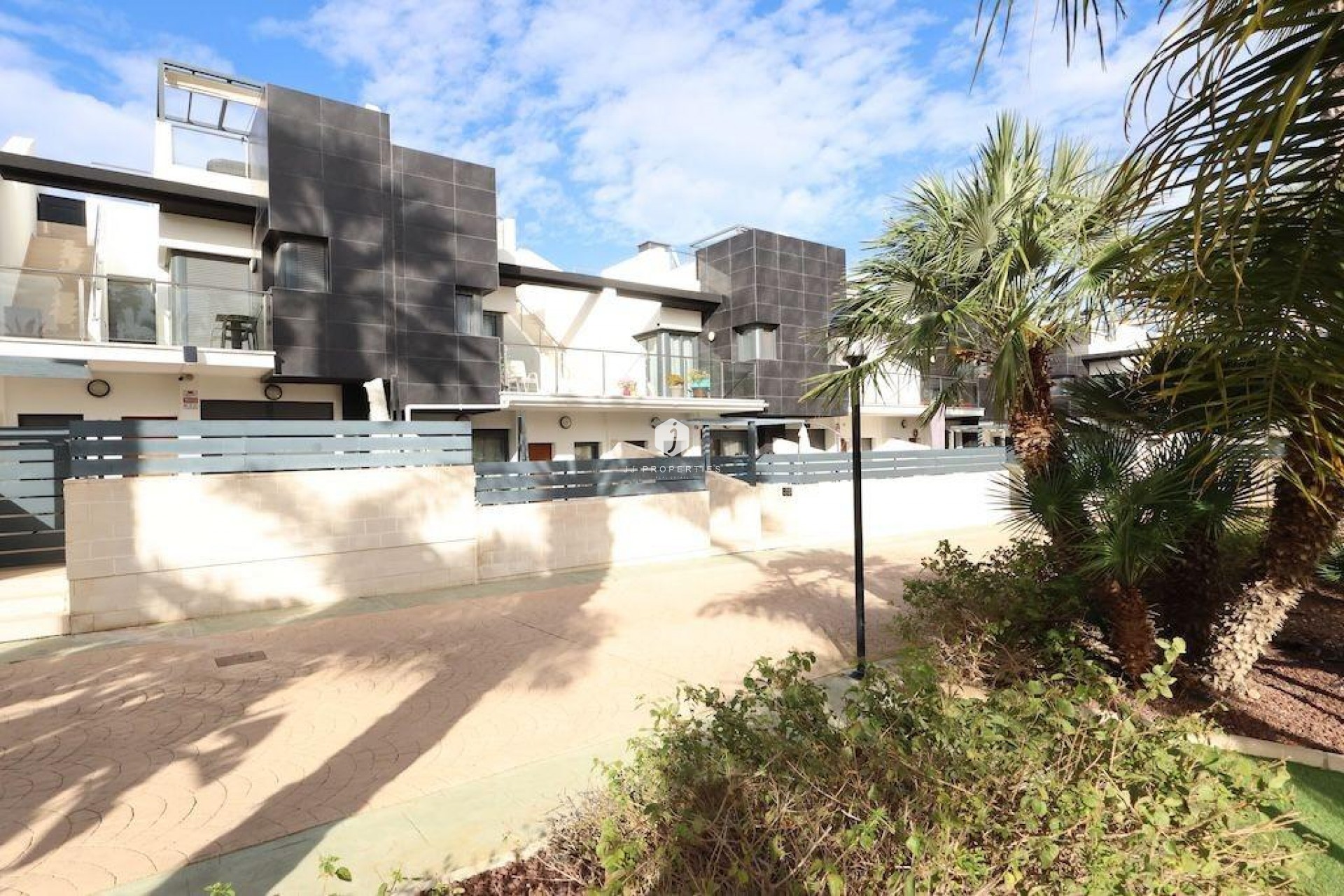 Tweedehands - Chalet -
Orihuela Costa - Costa Blanca