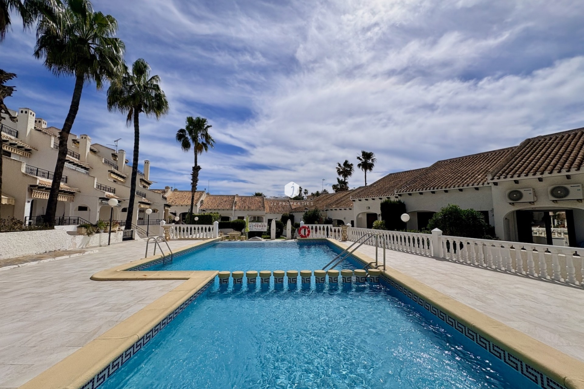 Tweedehands - Chalet -
Orihuela Costa - Costa Blanca