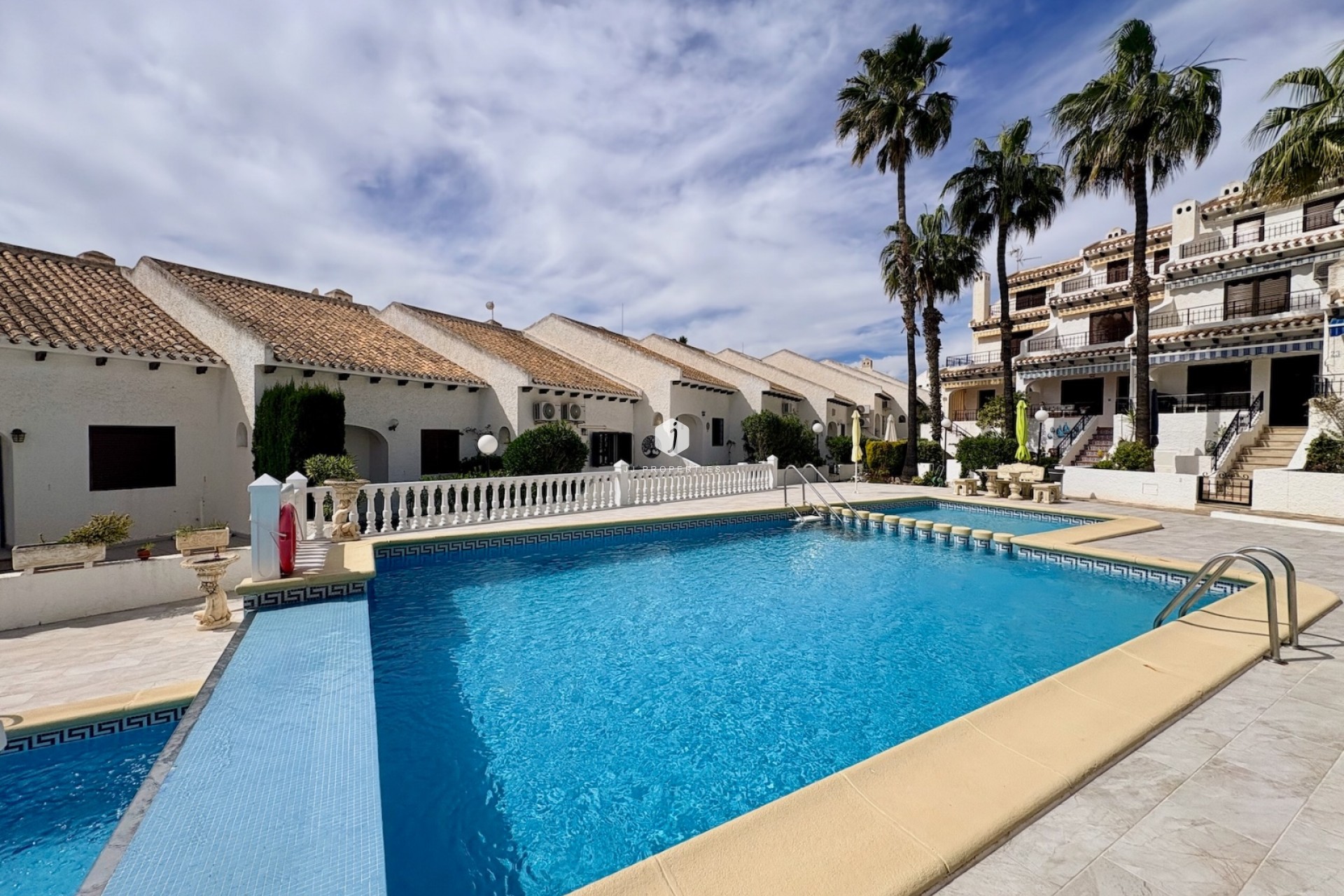 Tweedehands - Chalet -
Orihuela Costa - Costa Blanca