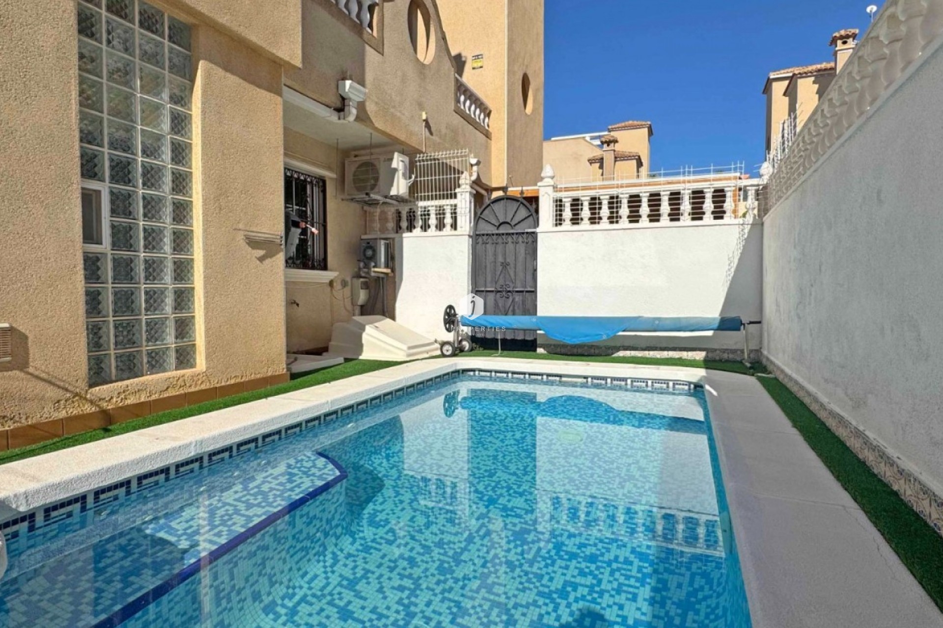 Tweedehands - Chalet -
Orihuela Costa - Costa Blanca