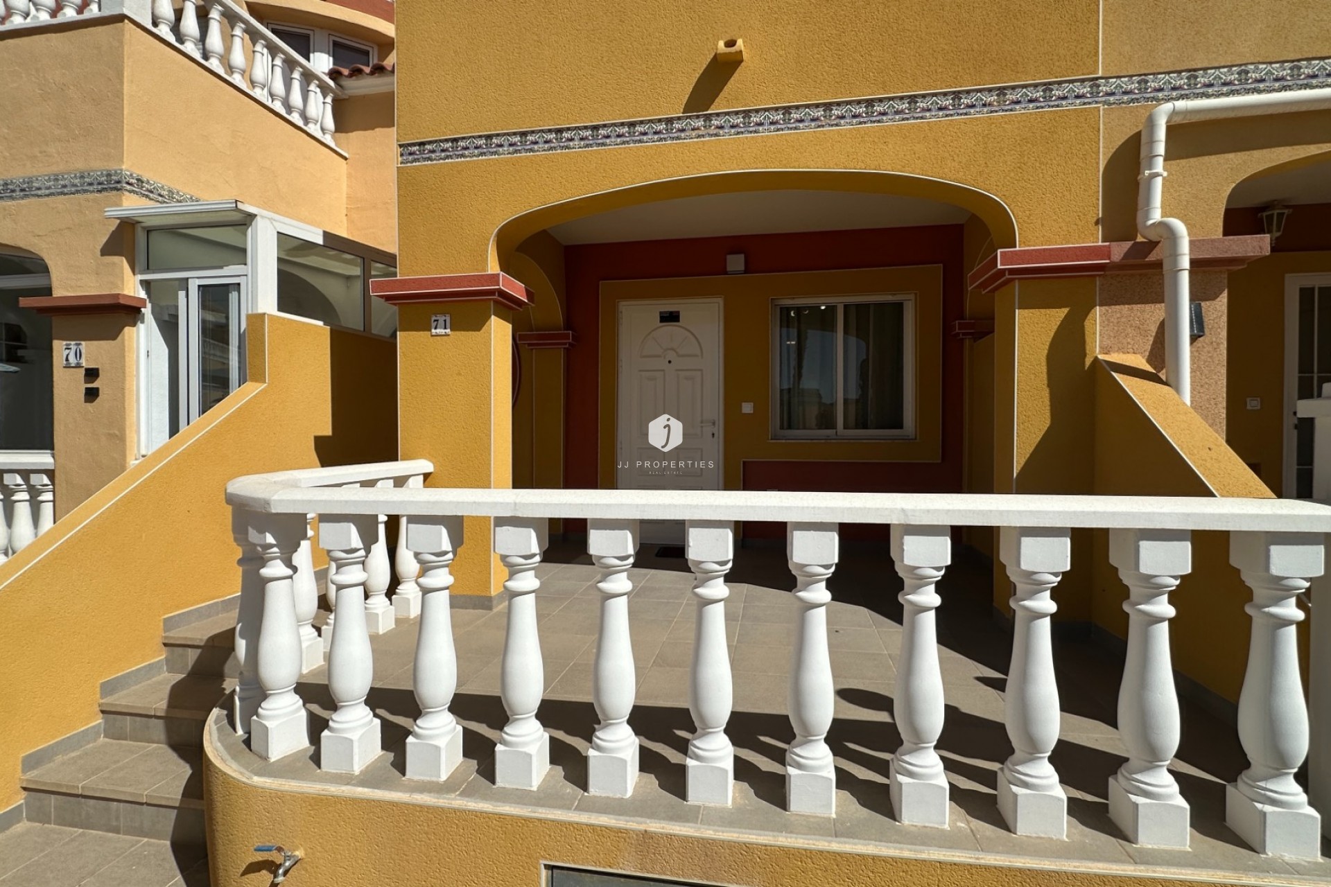 Tweedehands - Chalet -
Orihuela Costa - Costa Blanca