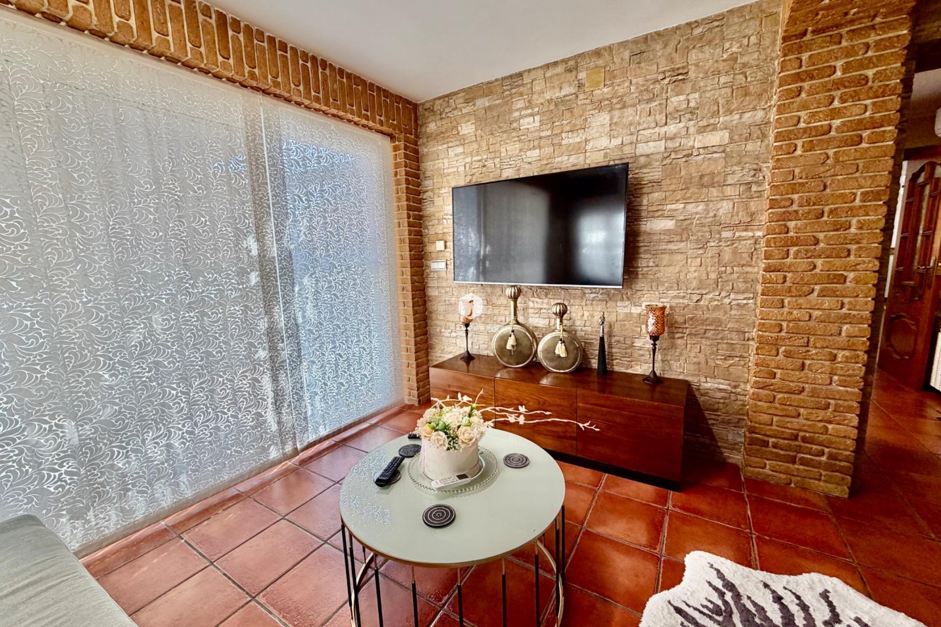 Tweedehands - Chalet -
Orihuela Costa - La Zenia