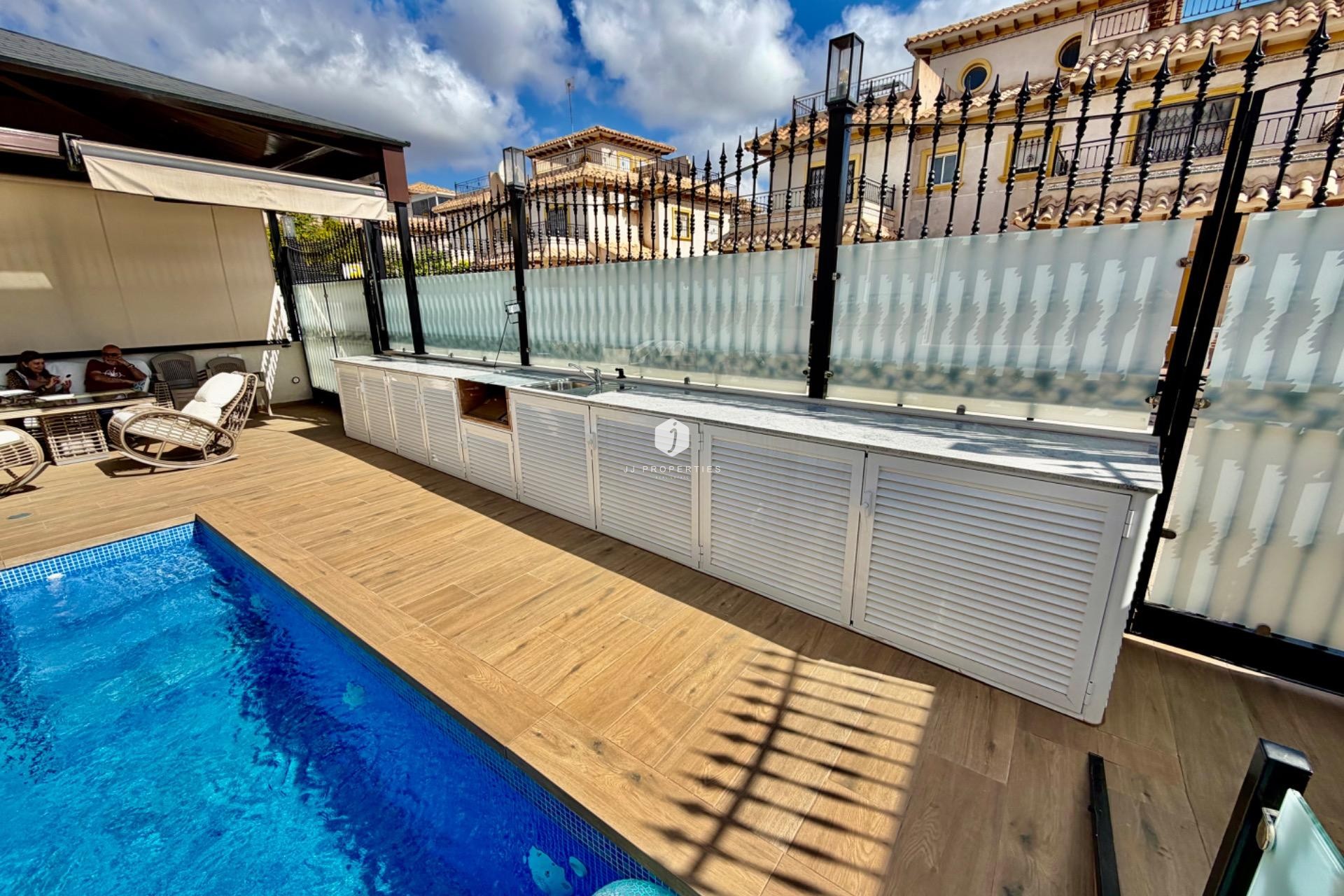 Tweedehands - Chalet -
Orihuela Costa - La Zenia