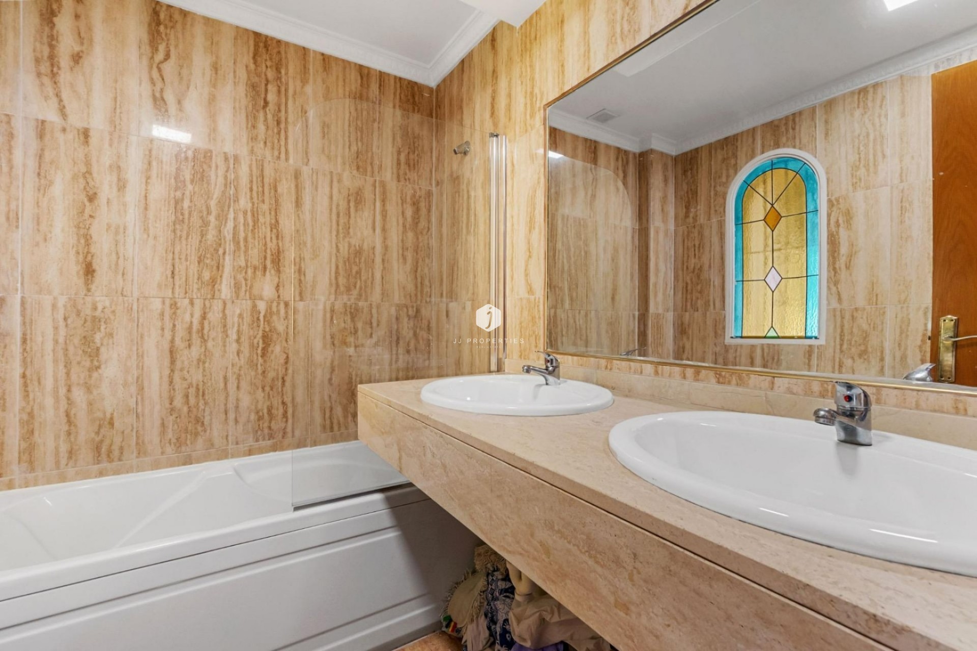 Tweedehands - Chalet -
Orihuela Costa - Las Filipinas