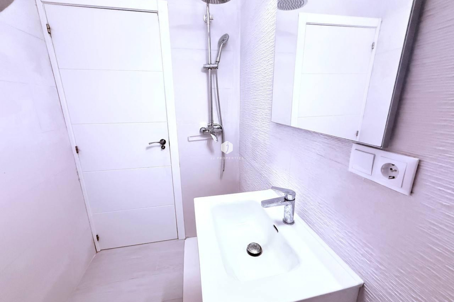 Tweedehands - Chalet -
Orihuela Costa - Las Filipinas