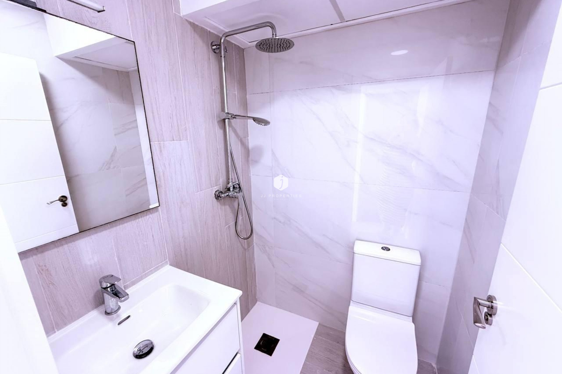 Tweedehands - Chalet -
Orihuela Costa - Las Filipinas