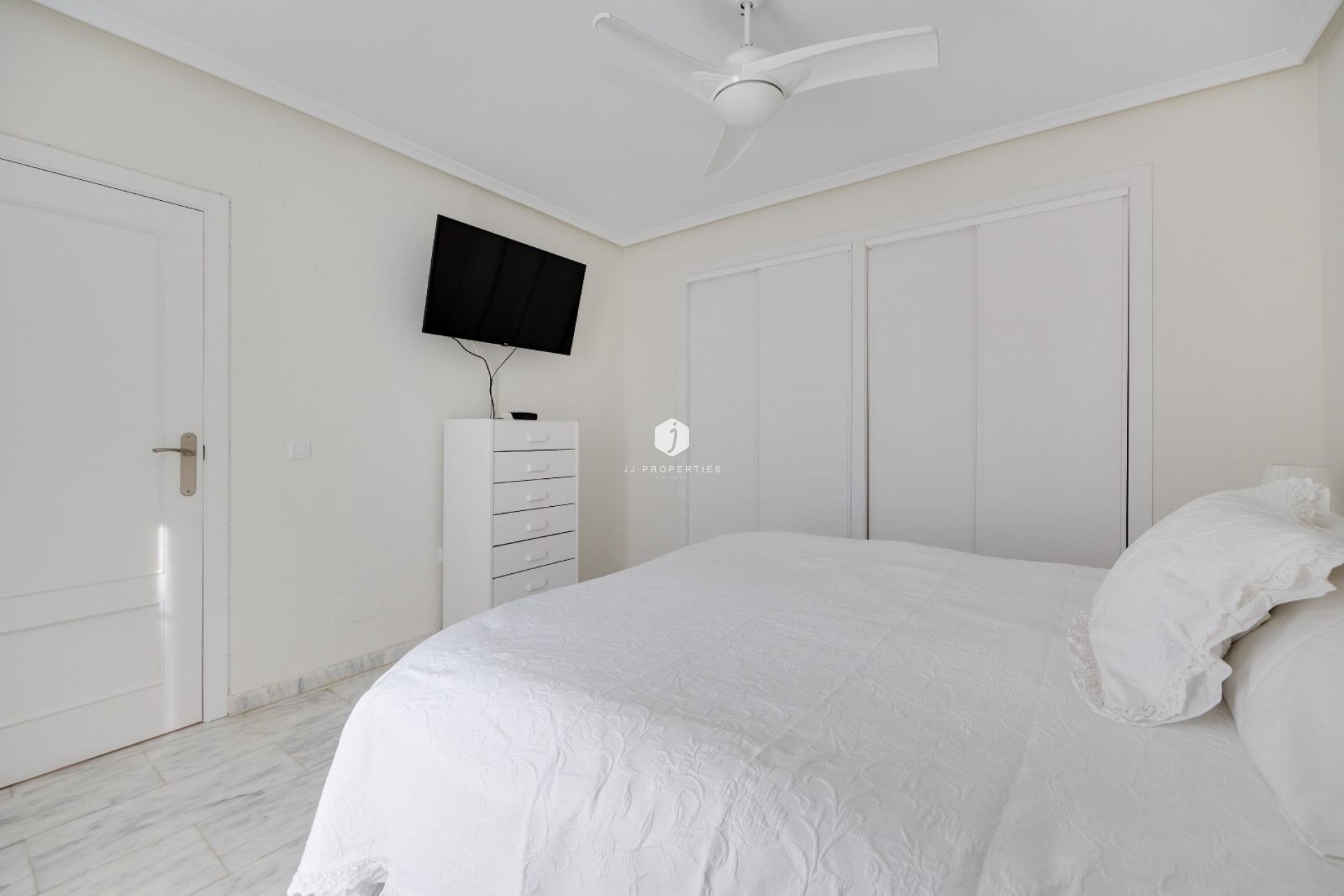 Tweedehands - Chalet -
Orihuela Costa - Las Filipinas