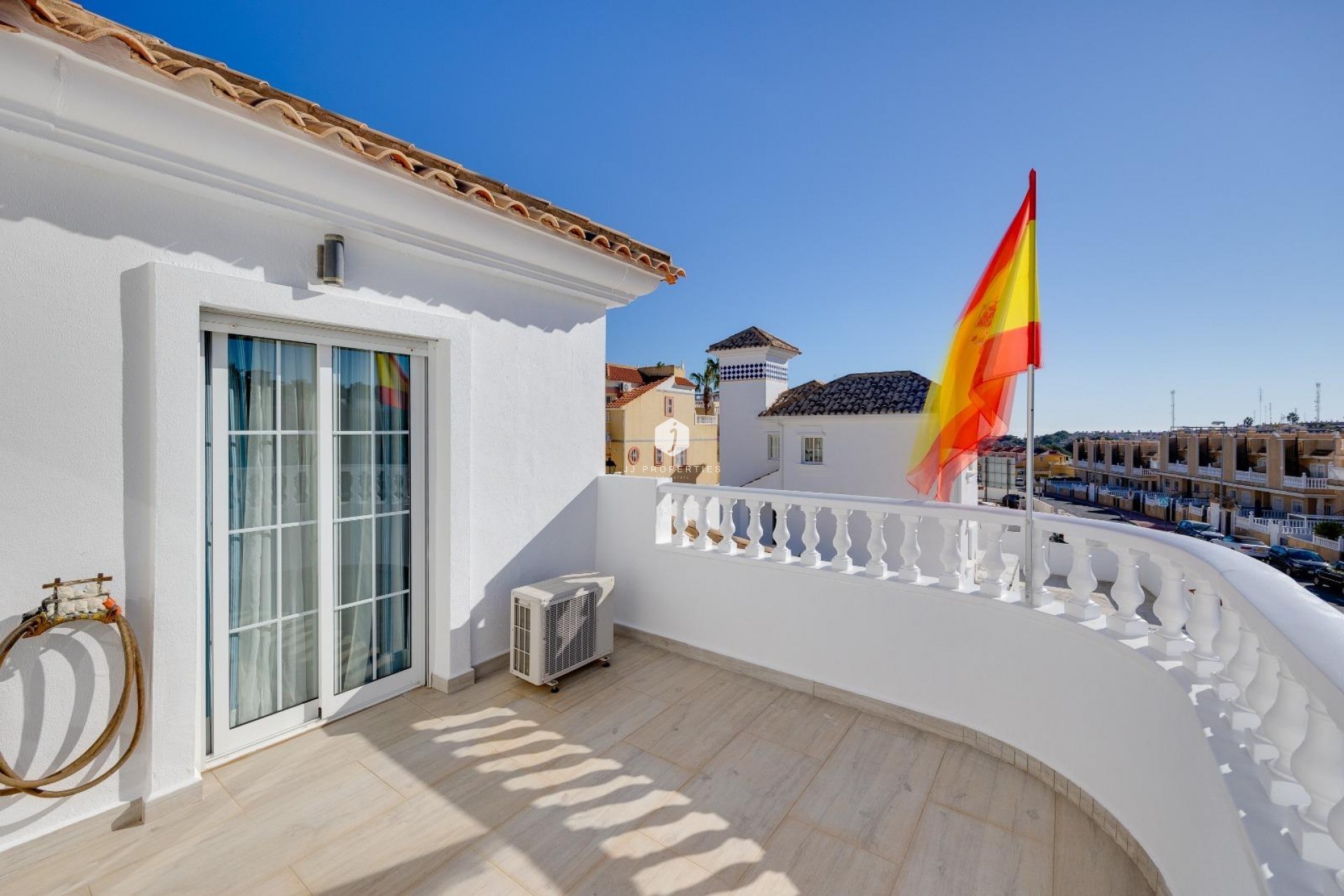 Tweedehands - Chalet -
Orihuela Costa - Las Filipinas