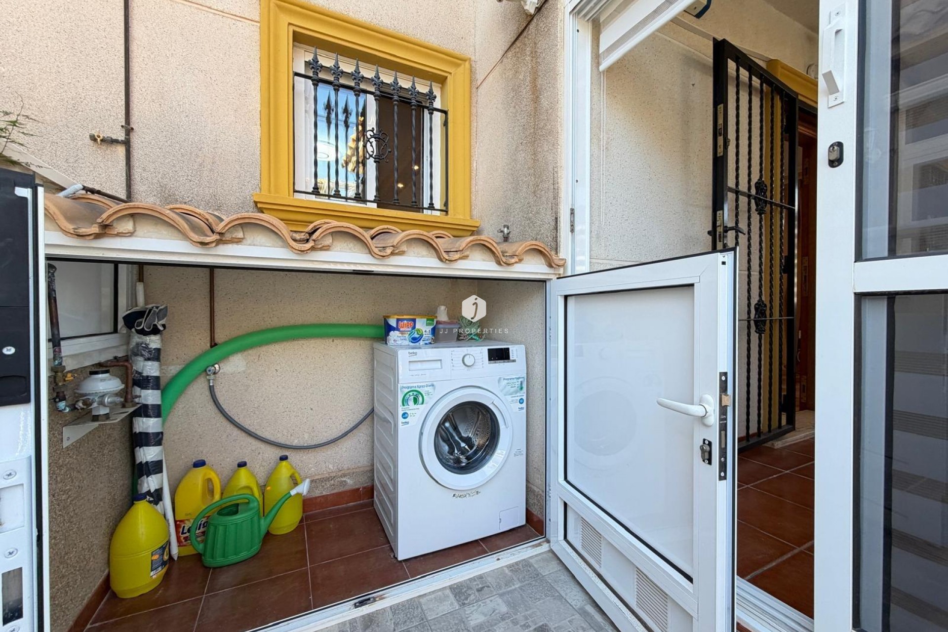 Tweedehands - Chalet -
Orihuela Costa - Las Filipinas