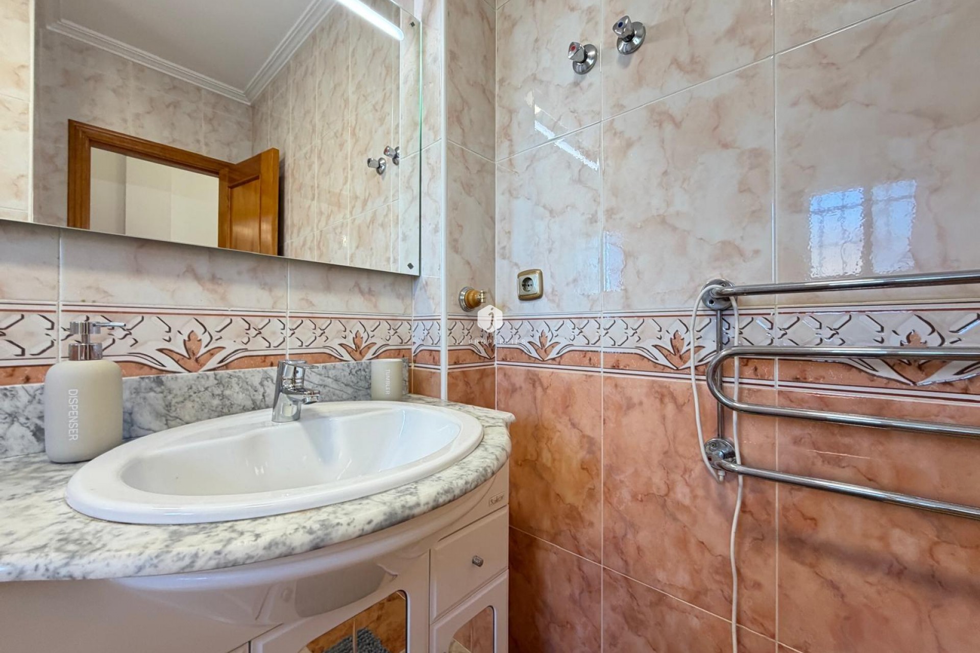 Tweedehands - Chalet -
Orihuela Costa - Las Filipinas