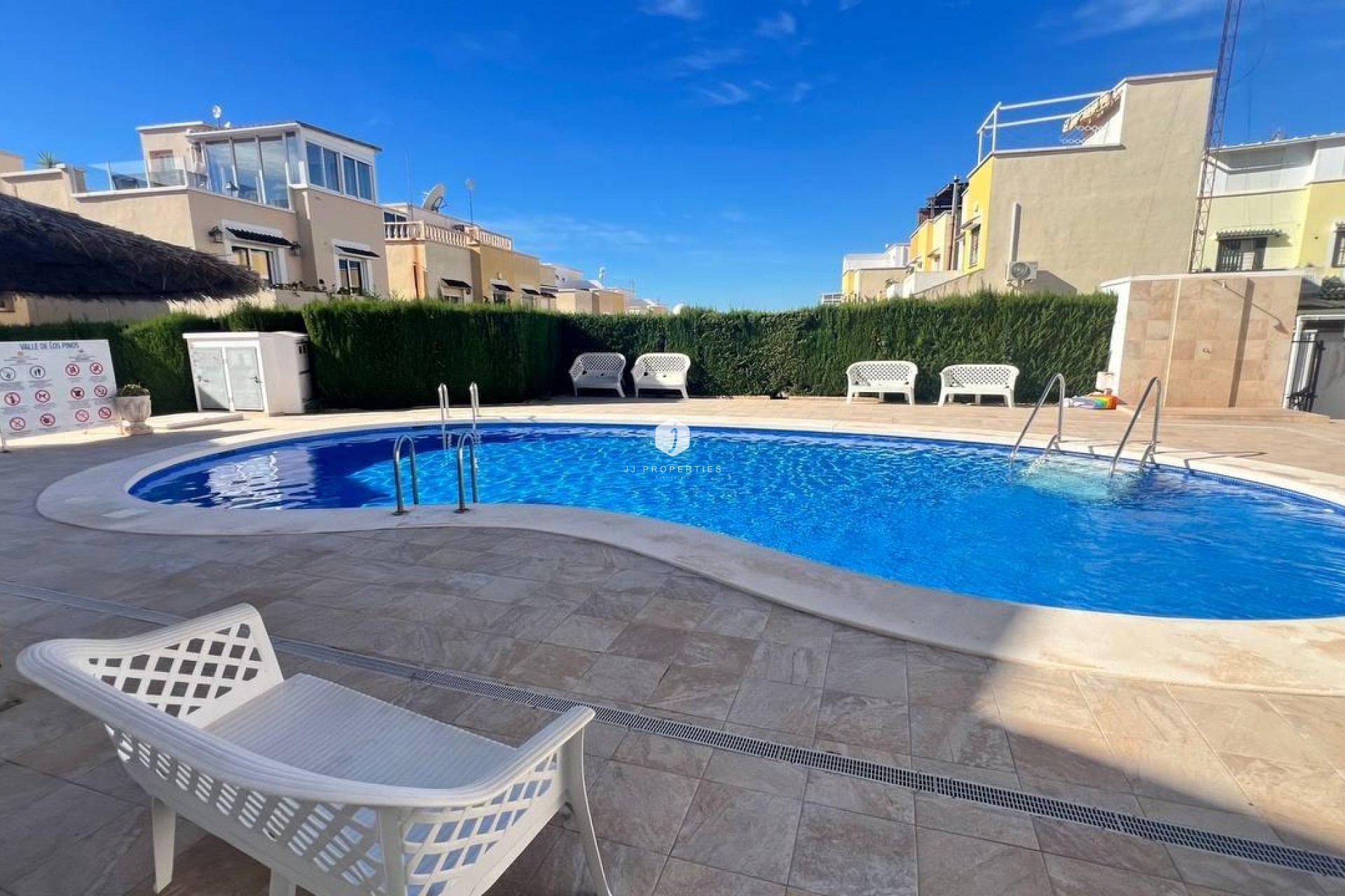 Tweedehands - Chalet -
Orihuela Costa - Los Almendros-la Florida