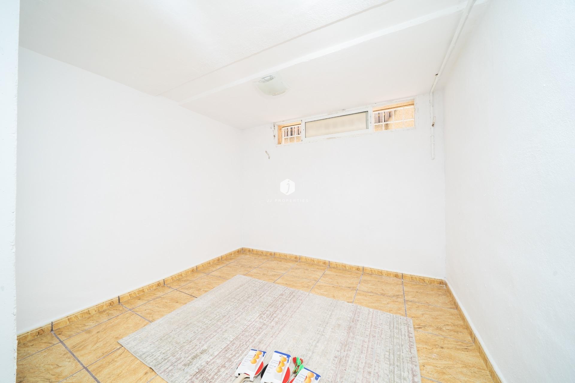 Tweedehands - Chalet -
Orihuela Costa - Los Almendros-la Florida