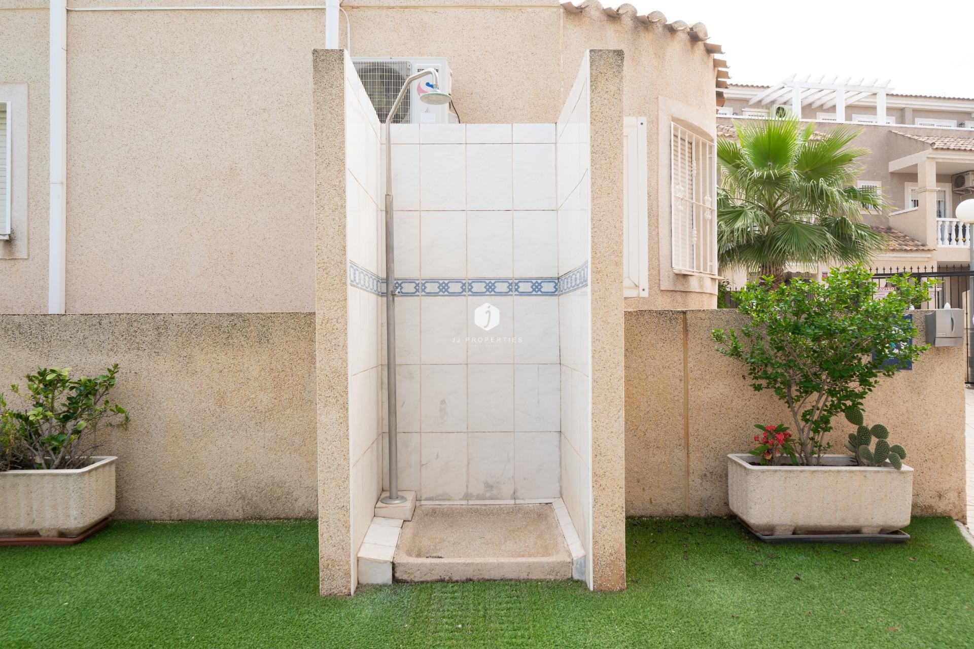 Tweedehands - Chalet -
Orihuela Costa - Los Almendros-la Florida