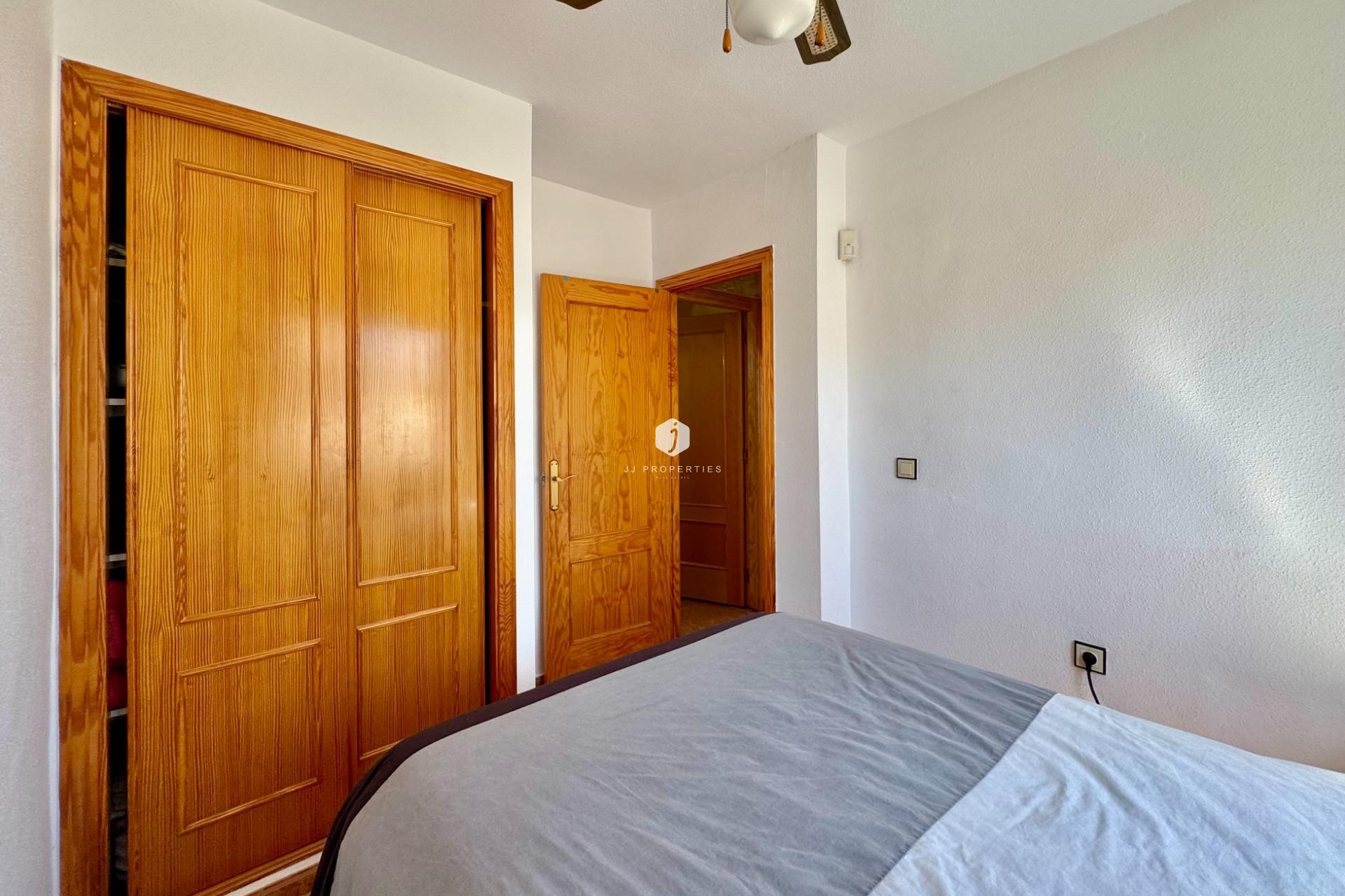 Tweedehands - Chalet -
Orihuela Costa - Los Altos