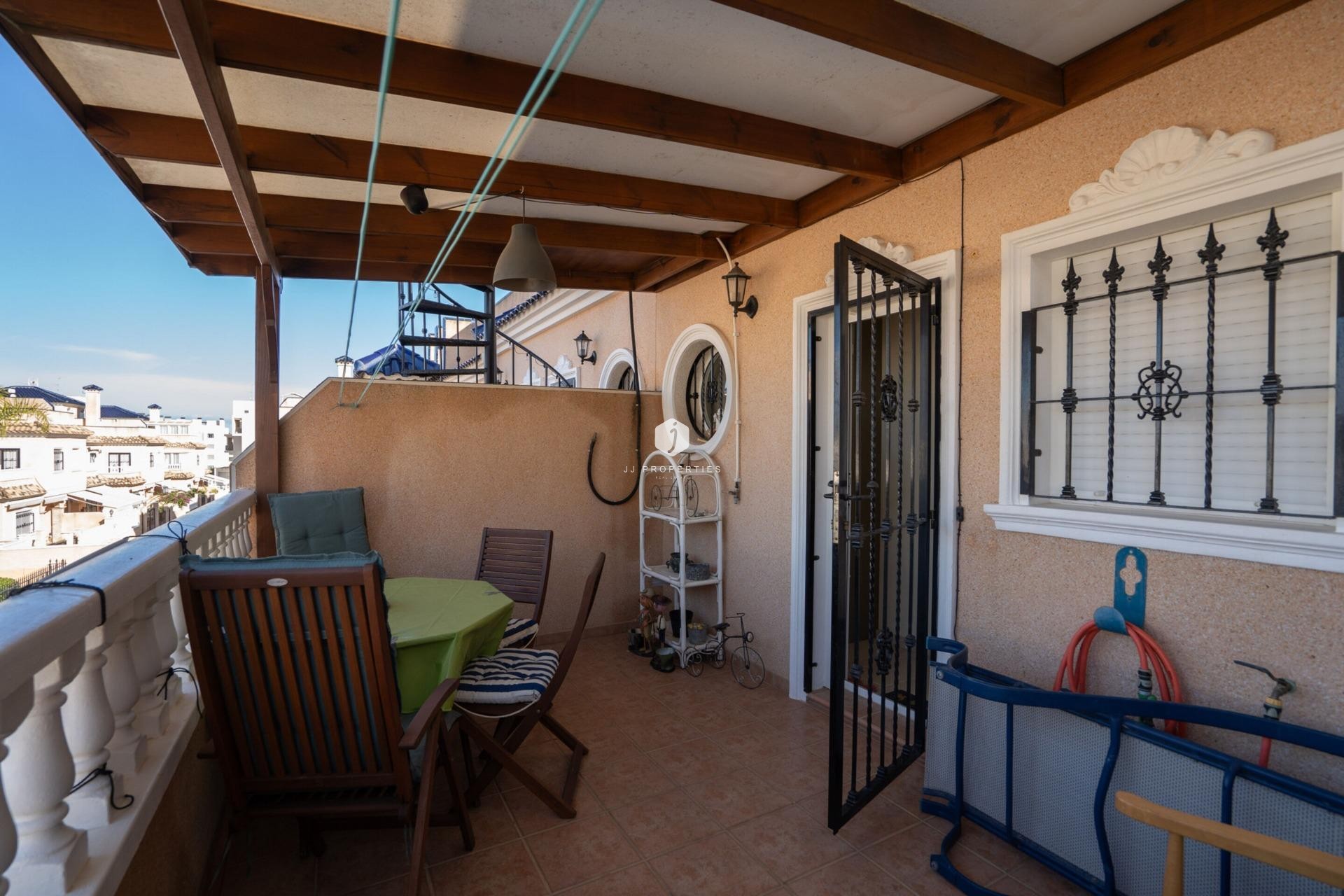 Tweedehands - Chalet -
Orihuela Costa - Los Dolses