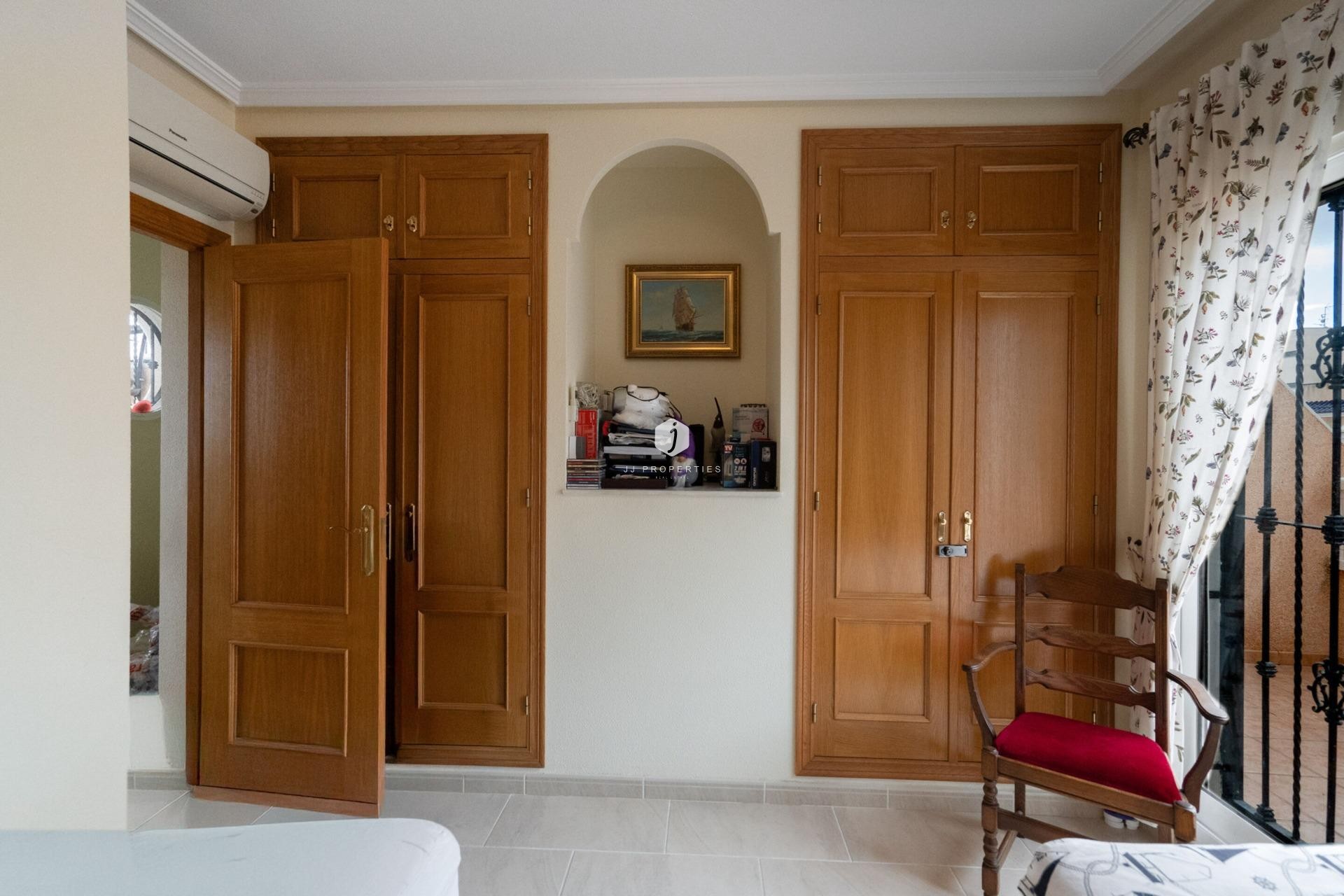 Tweedehands - Chalet -
Orihuela Costa - Los Dolses