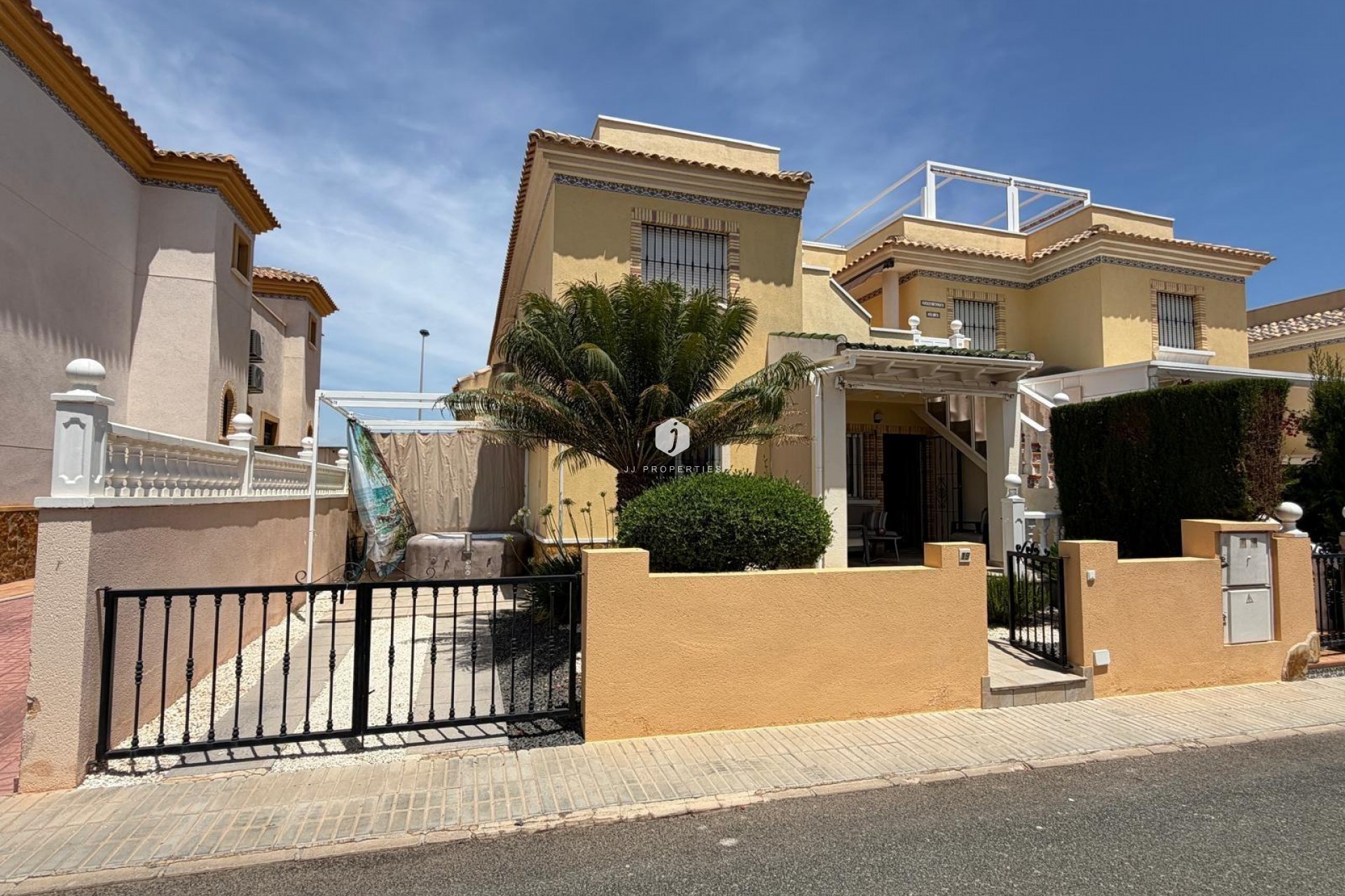 Tweedehands - Chalet -
Orihuela Costa - Los Dolses