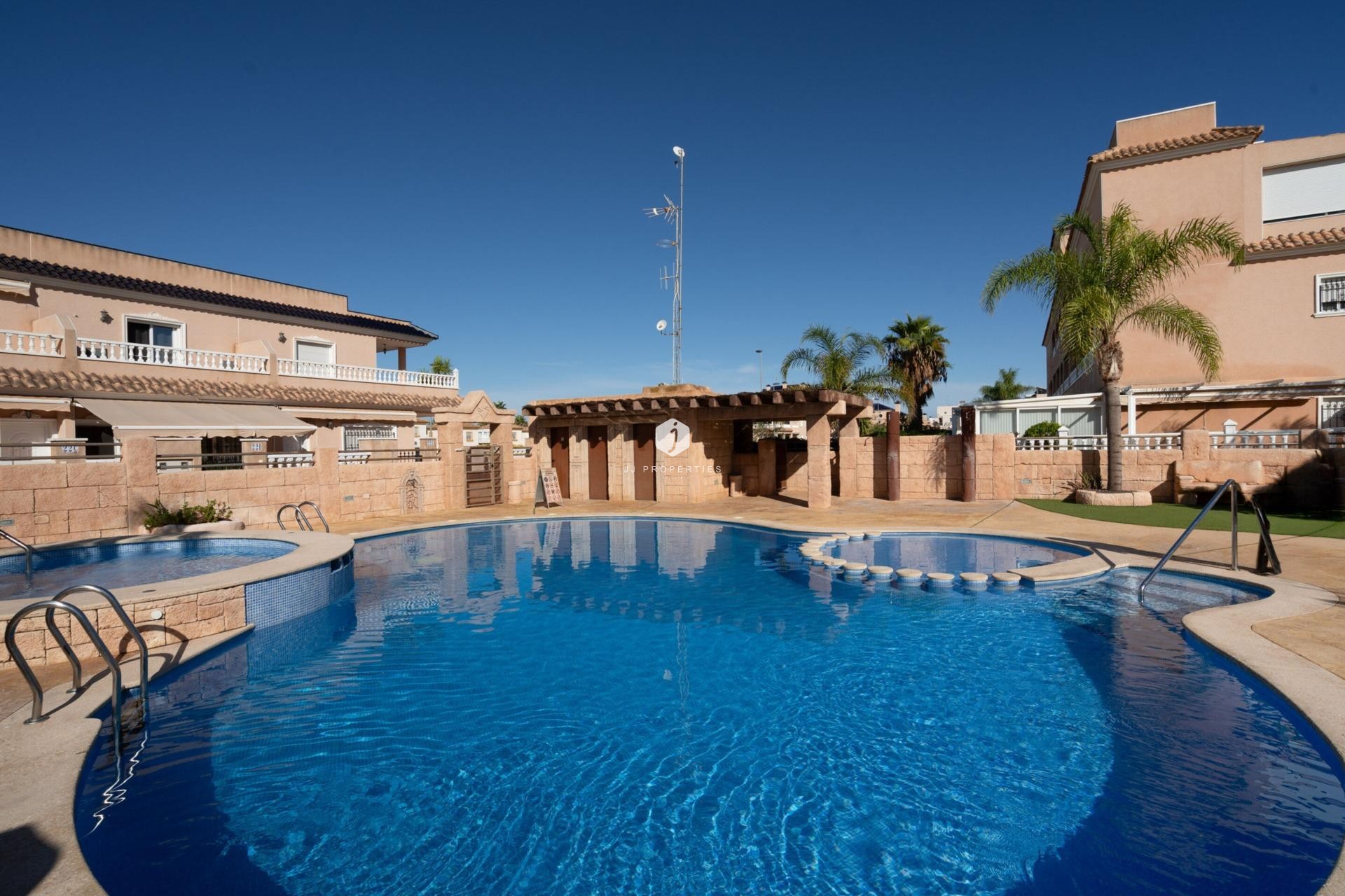 Tweedehands - Chalet -
Orihuela Costa - Los Dolses