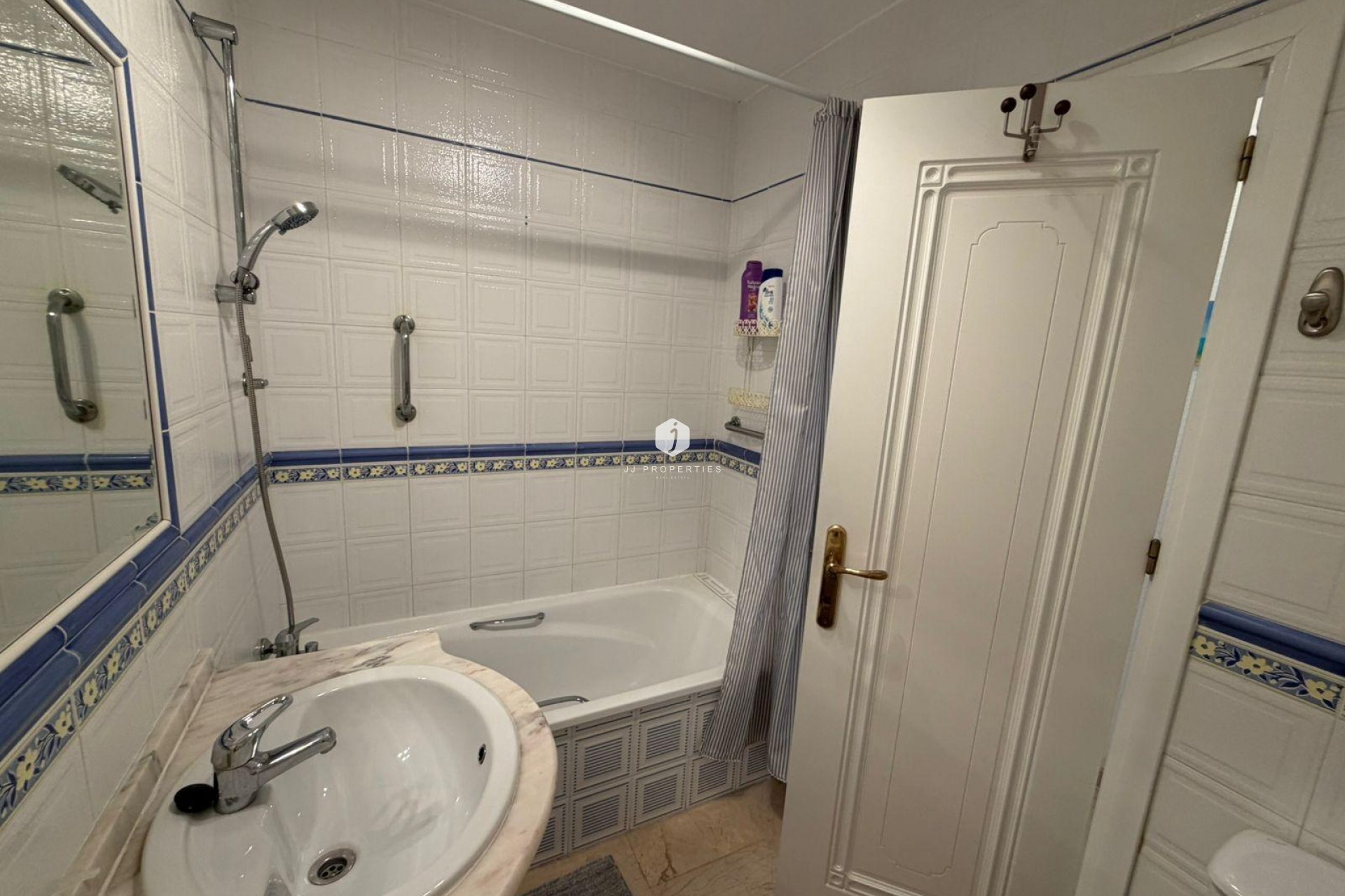 Tweedehands - Chalet -
Orihuela Costa - Playa Flamenca