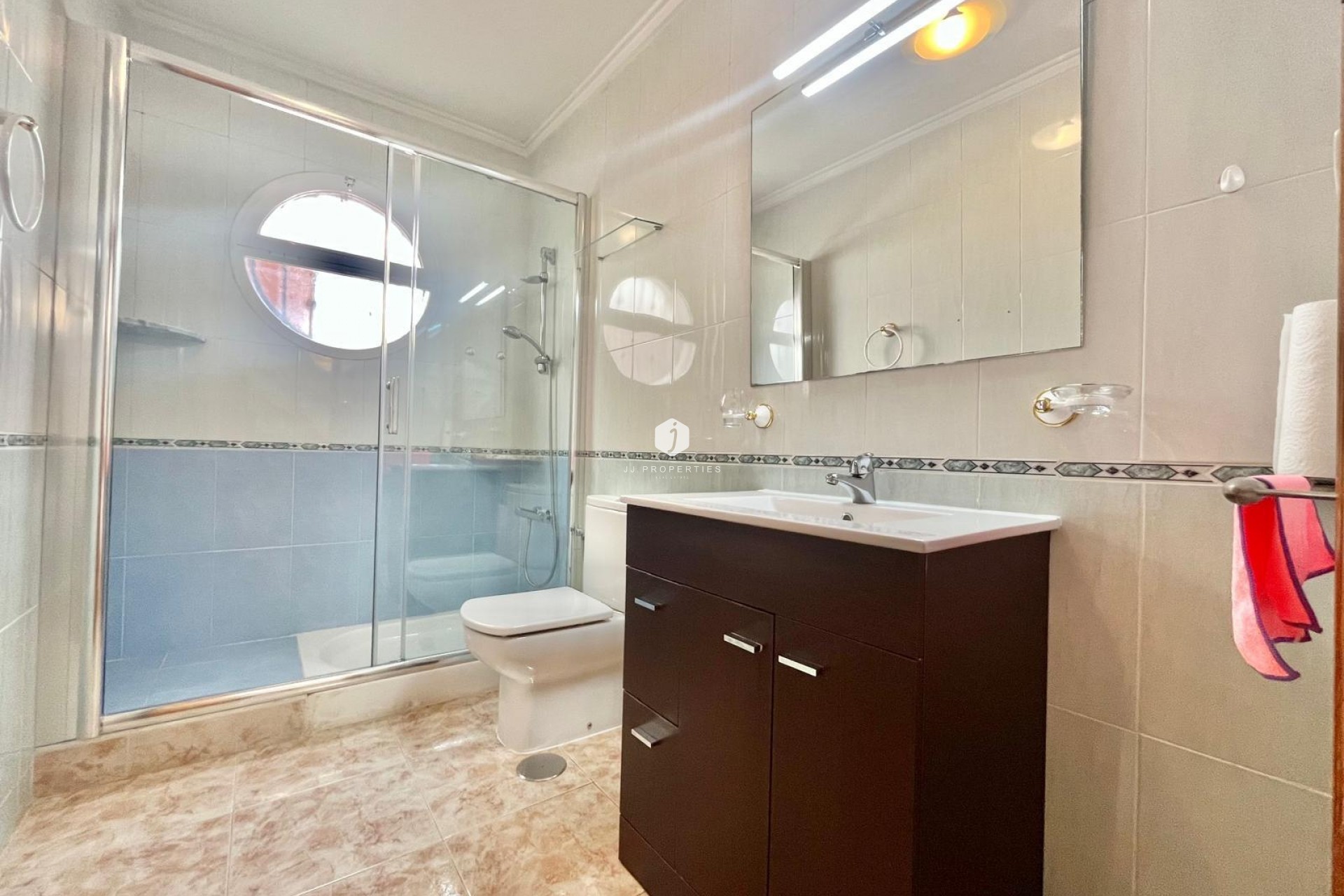 Tweedehands - Chalet -
Orihuela Costa - Playa Flamenca