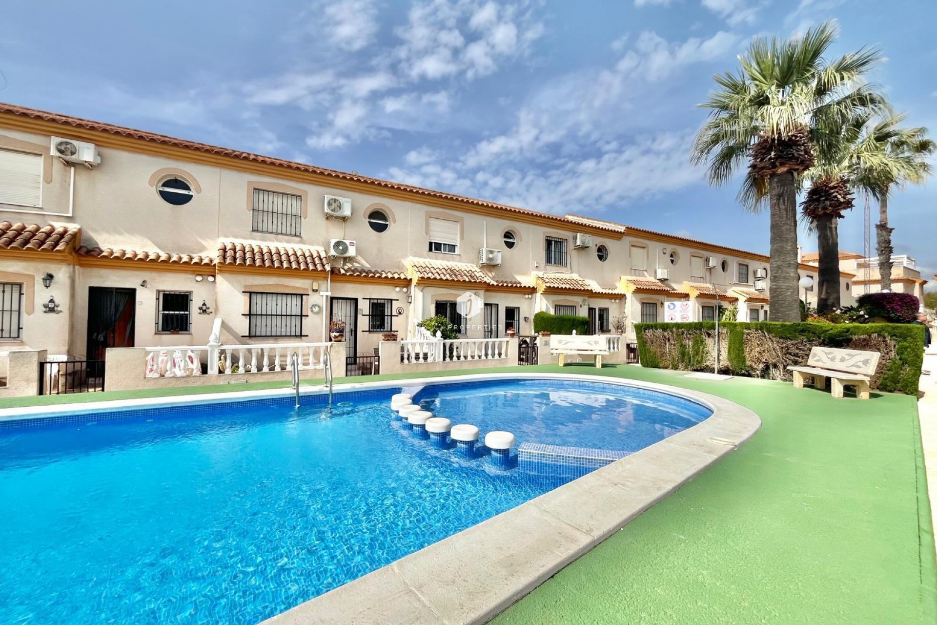 Tweedehands - Chalet -
Orihuela Costa - Playa Flamenca