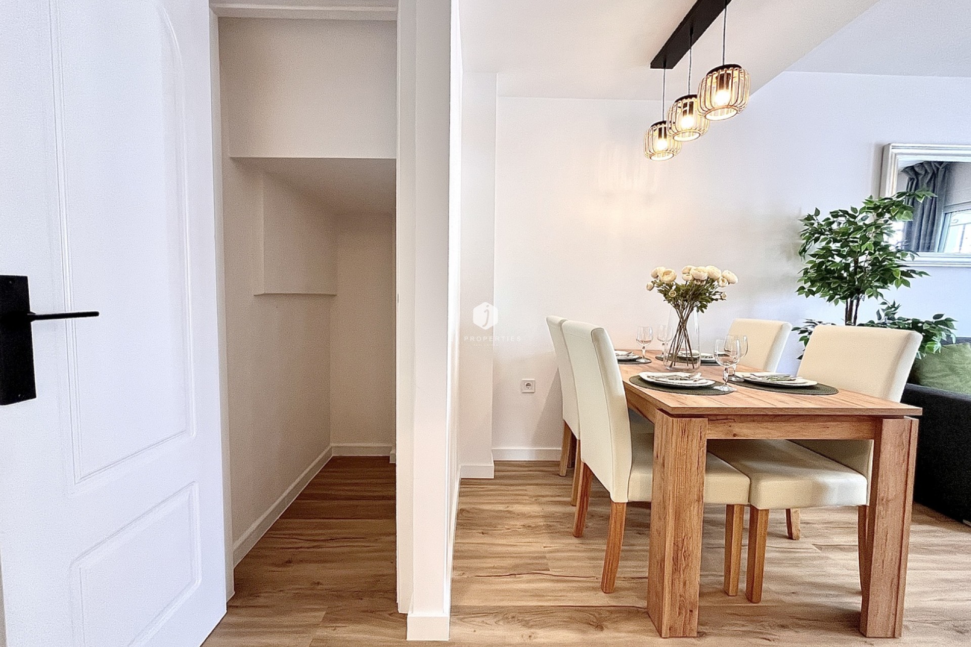 Tweedehands - Chalet -
Playa Flamenca - Costa Blanca