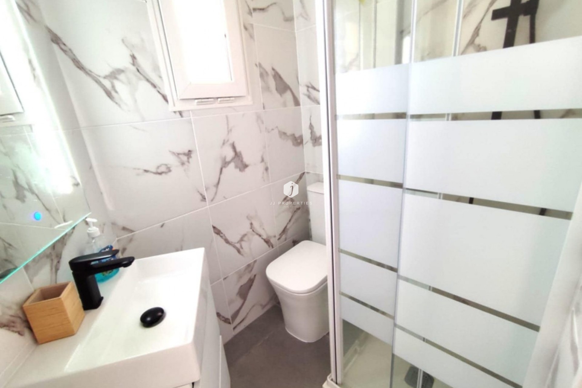 Tweedehands - Chalet -
Playa Flamenca - Costa Blanca