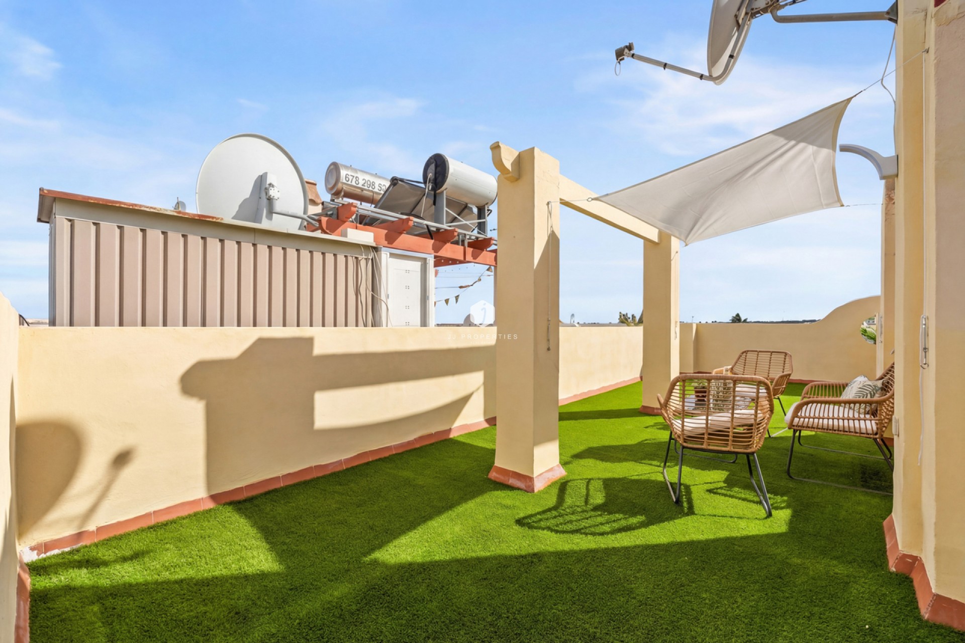 Tweedehands - Chalet -
Playa Flamenca - Costa Blanca