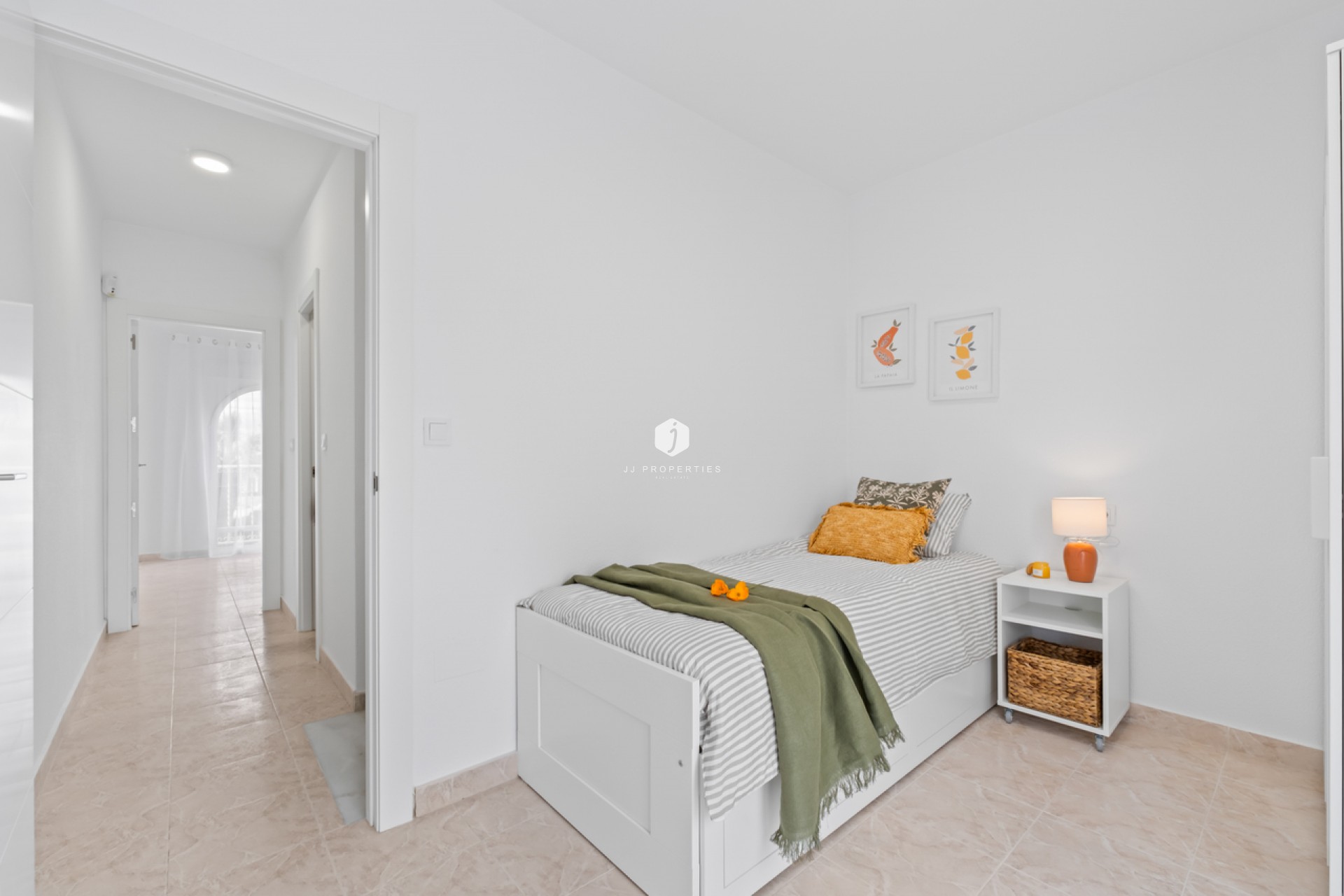 Tweedehands - Chalet -
Playa Flamenca - Costa Blanca