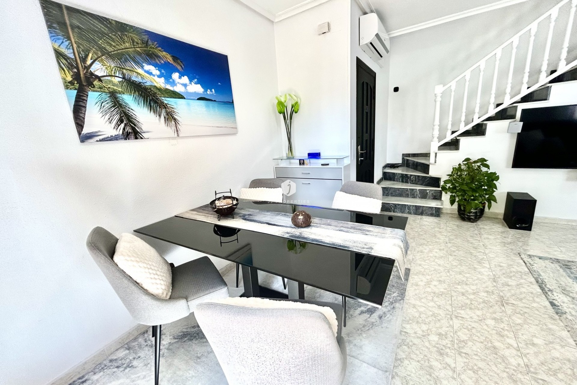 Tweedehands - Chalet -
Playa Flamenca - Costa Blanca