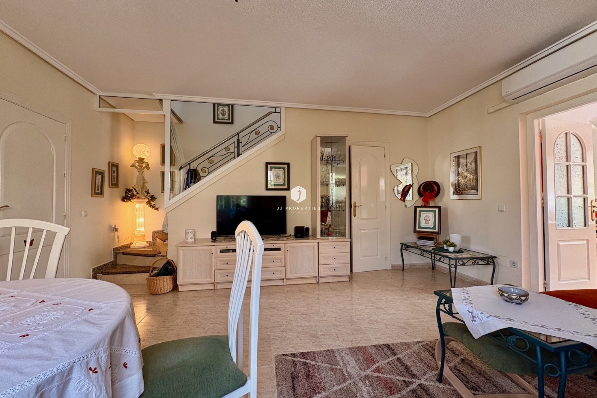 Tweedehands - Chalet -
Rojales - Inland