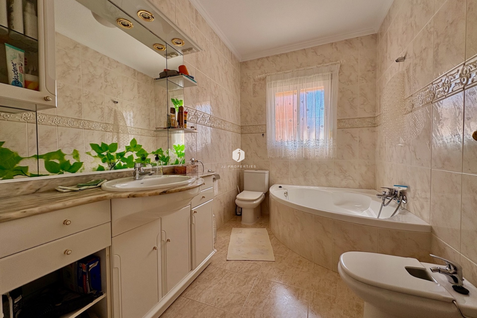 Tweedehands - Chalet -
Rojales - Inland