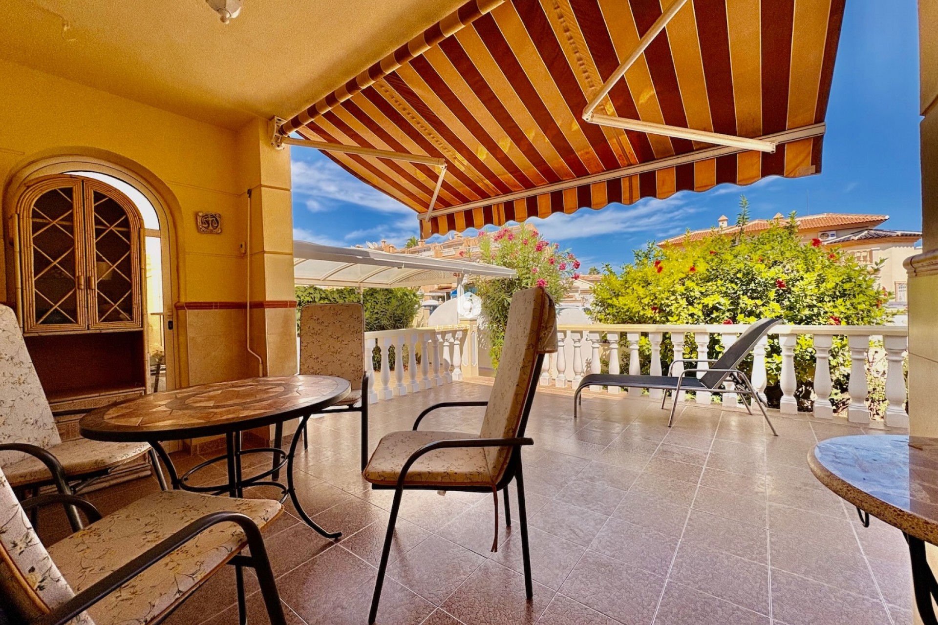 Tweedehands - Chalet -
Rojales - Inland