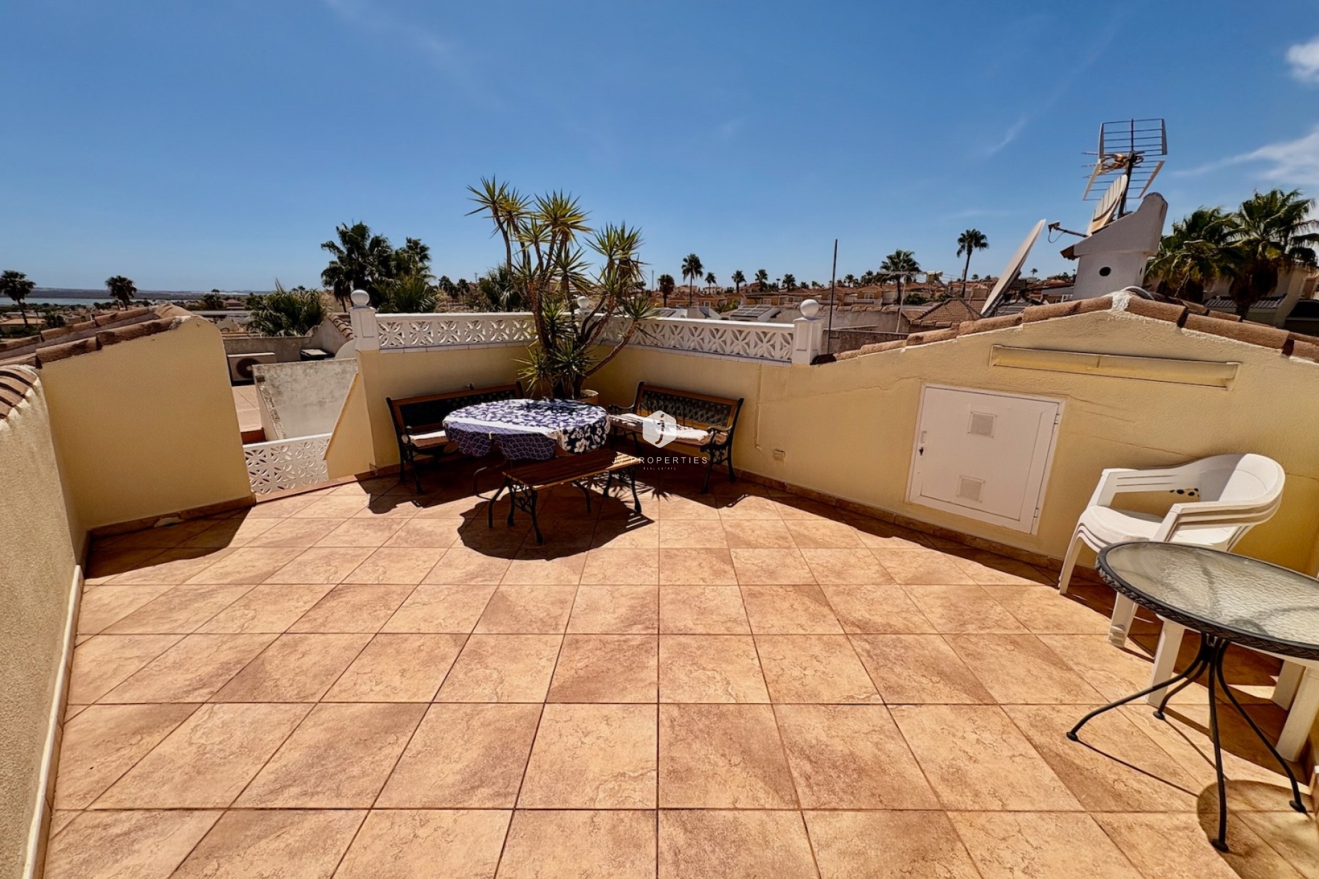 Tweedehands - Chalet -
Rojales - Inland