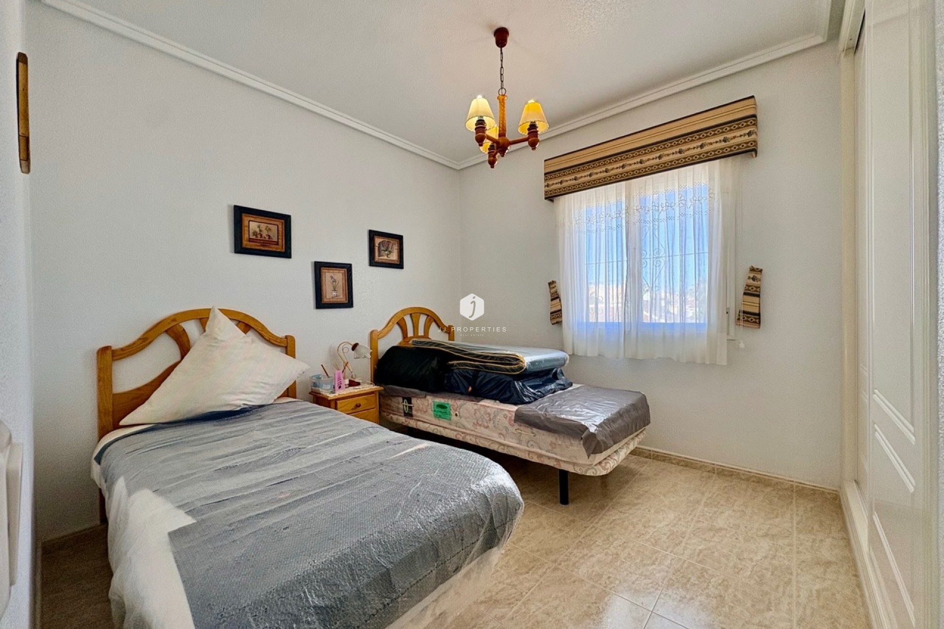 Tweedehands - Chalet -
Rojales - Inland