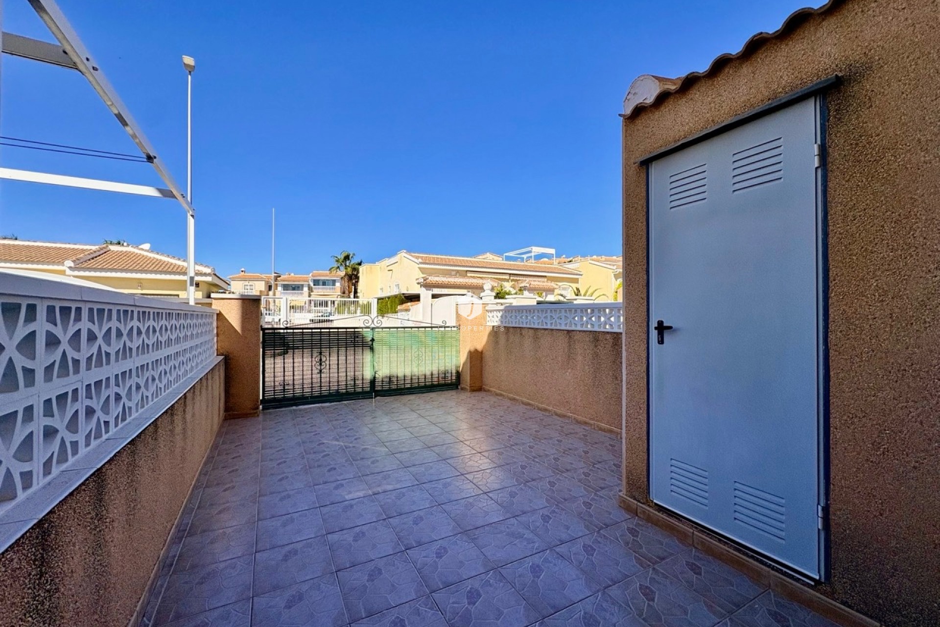 Tweedehands - Chalet -
Rojales - Inland