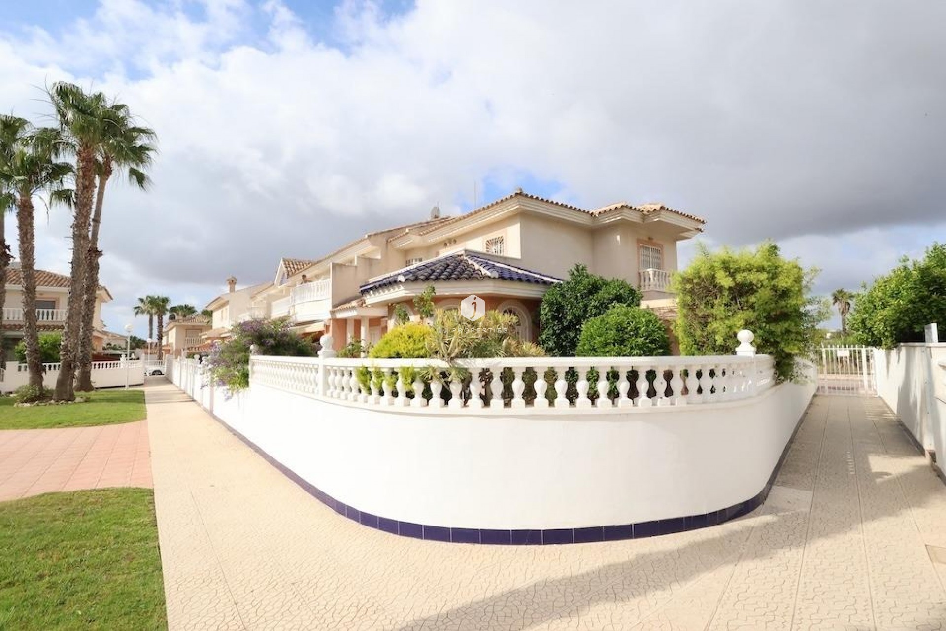 Tweedehands - Chalet -
Rojales - Inland