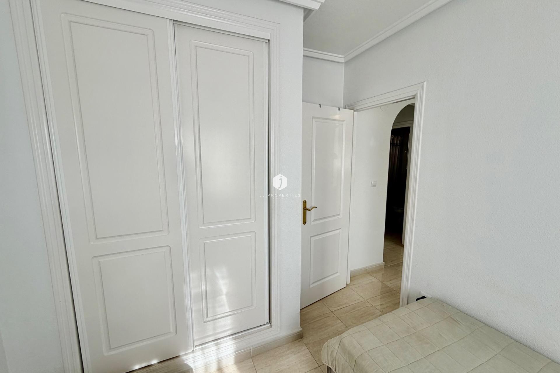 Tweedehands - Chalet -
Rojales - Pueblo