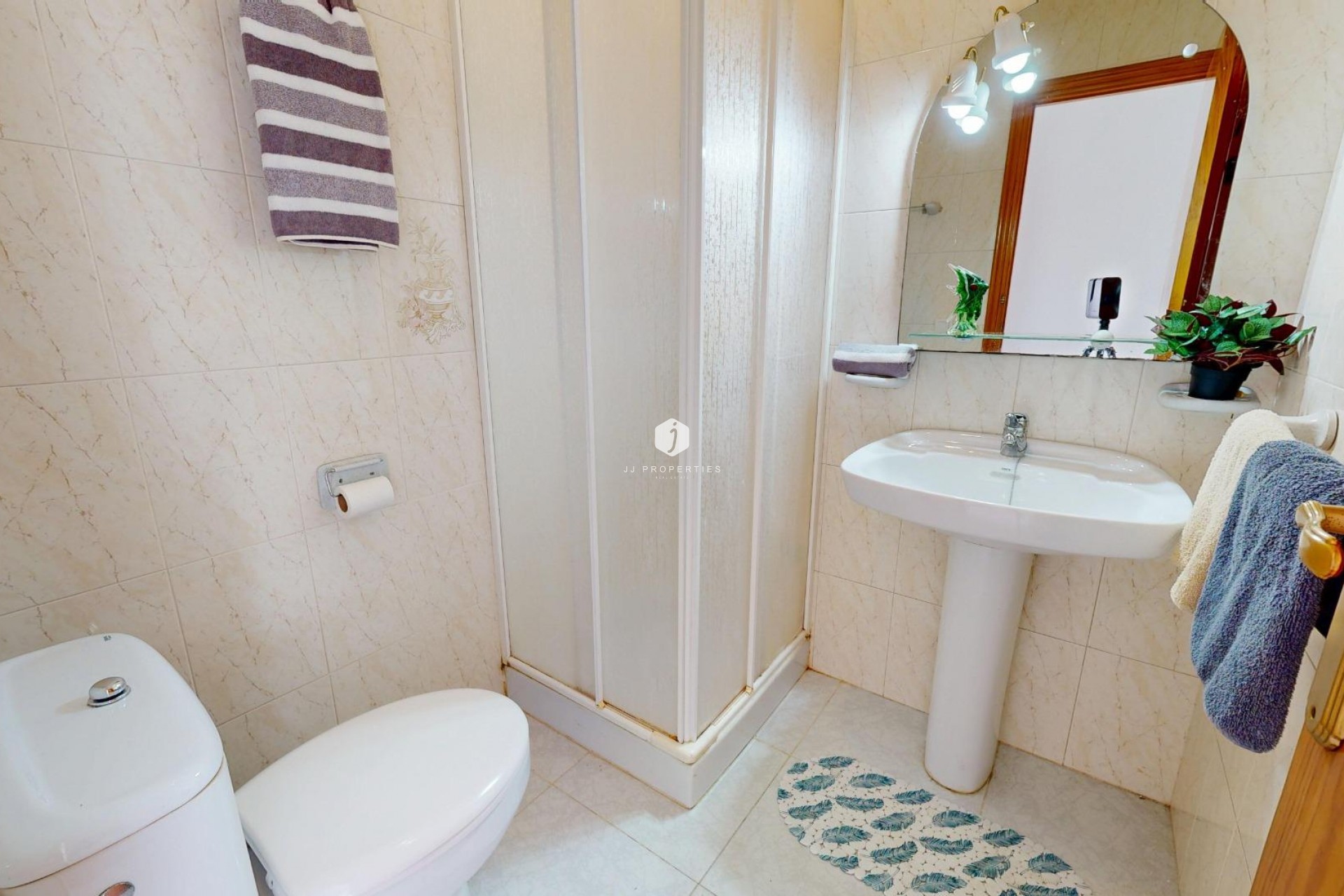 Tweedehands - Chalet -
San Miguel de Salinas - 03193