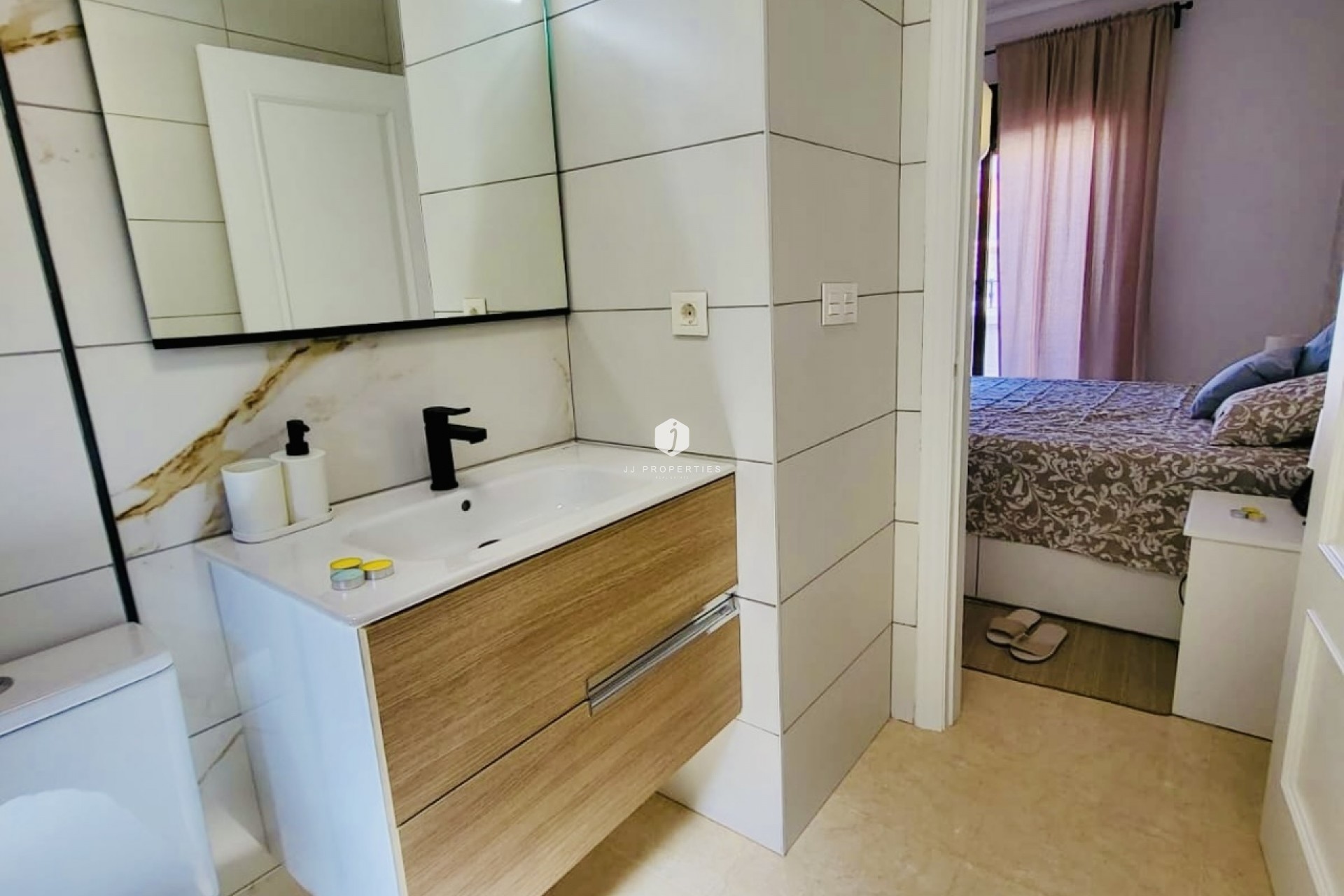 Tweedehands - Chalet -
San Miguel de Salinas - Inland