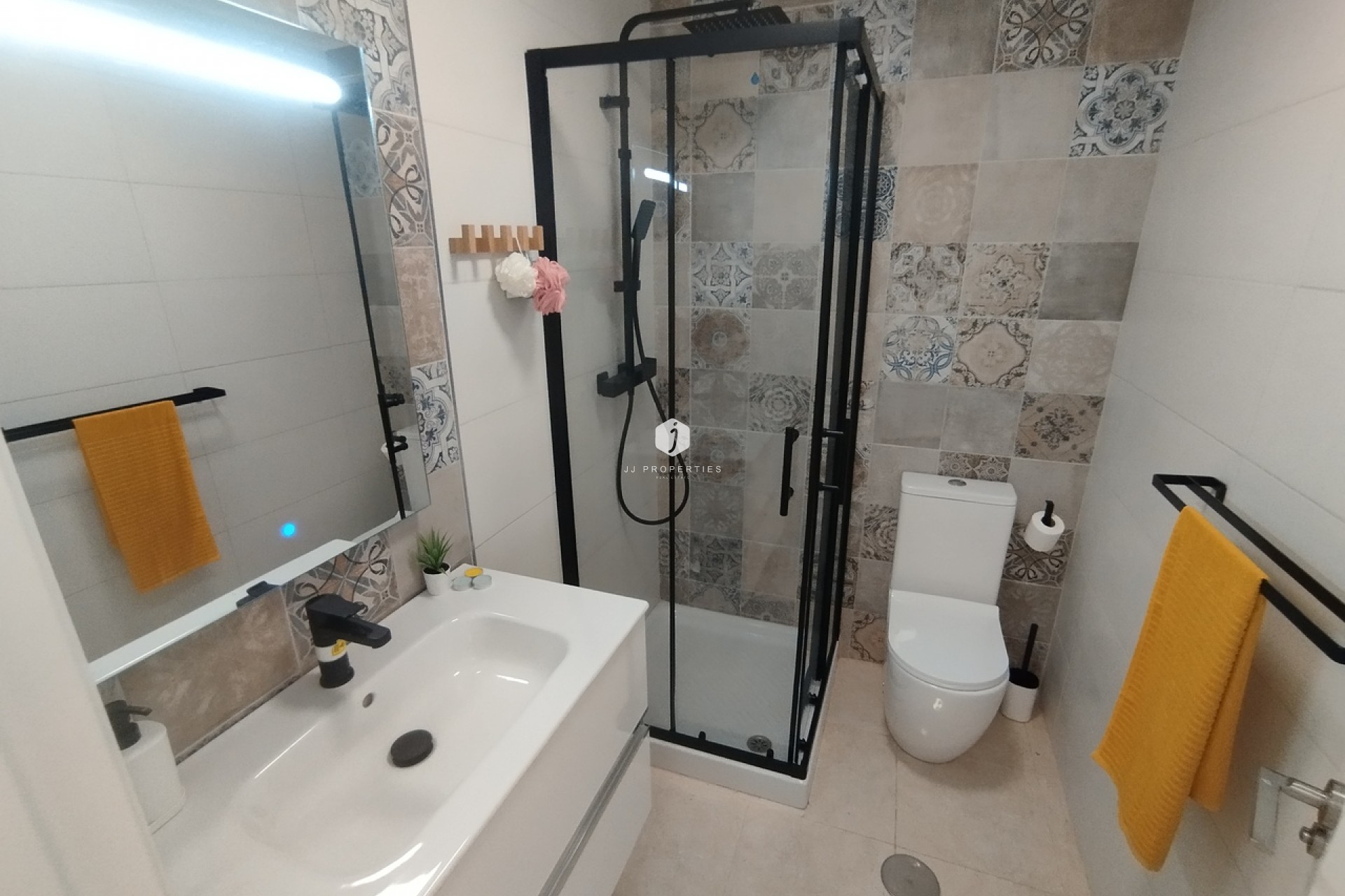 Tweedehands - Chalet -
San Miguel de Salinas - Inland