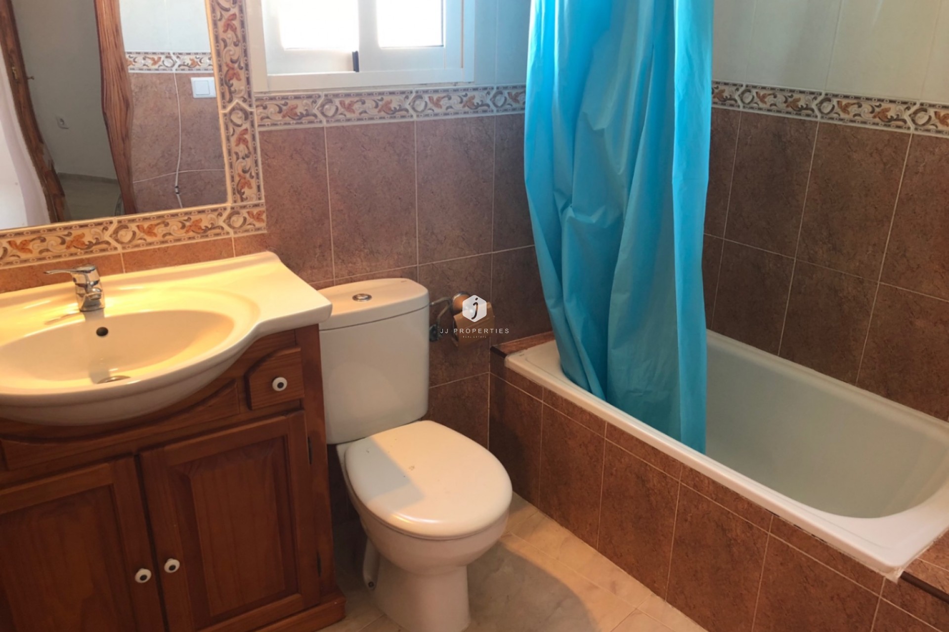 Tweedehands - Chalet -
San Miguel de Salinas - Inland